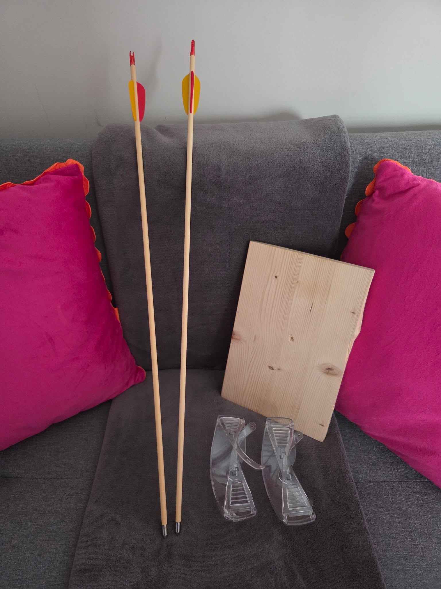 I am excited to be hosting a VIP arrow breaking session for Clair Byokob Anderson and Julia Miller ....
Lets break through those blocks 🙌🙌