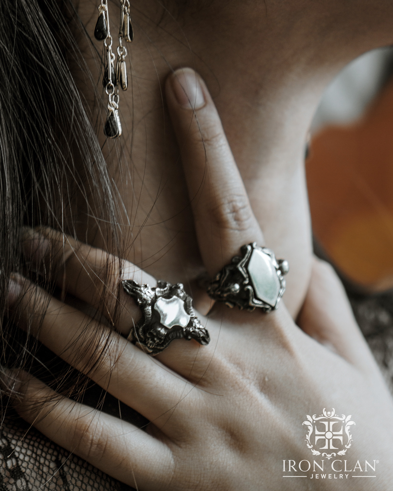 Elegant looks from our Cetus and Cygnus ring ⚜
__
WORLDWIDE ORDER:
• www.ironclan.co/shop
• ironclanjewelry.etsy.com
__
INDONESIA ORDER:
• tokopedia.com/ironclanchamber
__
#IronclanJewelry #Ironclanrings
#inkedmagz #gothicjewelry #gothicfashion