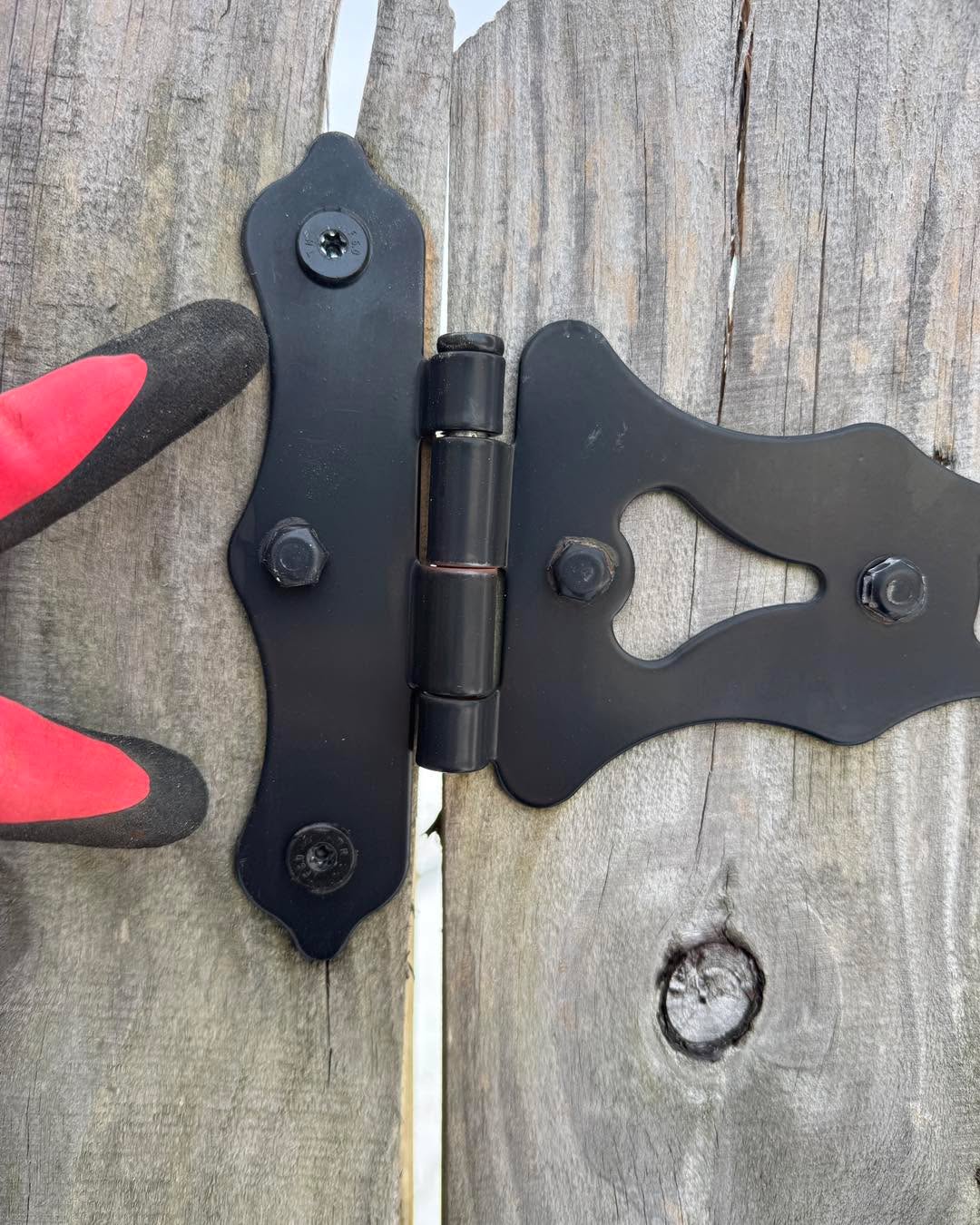 Privacy Fence Gate Repair in Hope Mills
A customer's gate wasn't closing the way it should, so I gave it a solid upgrade. Replaced the latch so it can be opened from either side, and swapped the hinge bolts for longer, stronger ones to keep everything secure and moving smoothly again.
If your fence gate is sticking, sagging, or not latching the way it used to, I can get it working right.
Taskline Home Services LLC
910-382-9445
richard@tasklinehomeservices.com
Serving Fayetteville & Hope Mills
#TasklineHomeServices #FayettevilleNC
#HopeMillsNC #Handyman #FenceGateRepair
#HomeMaintenance