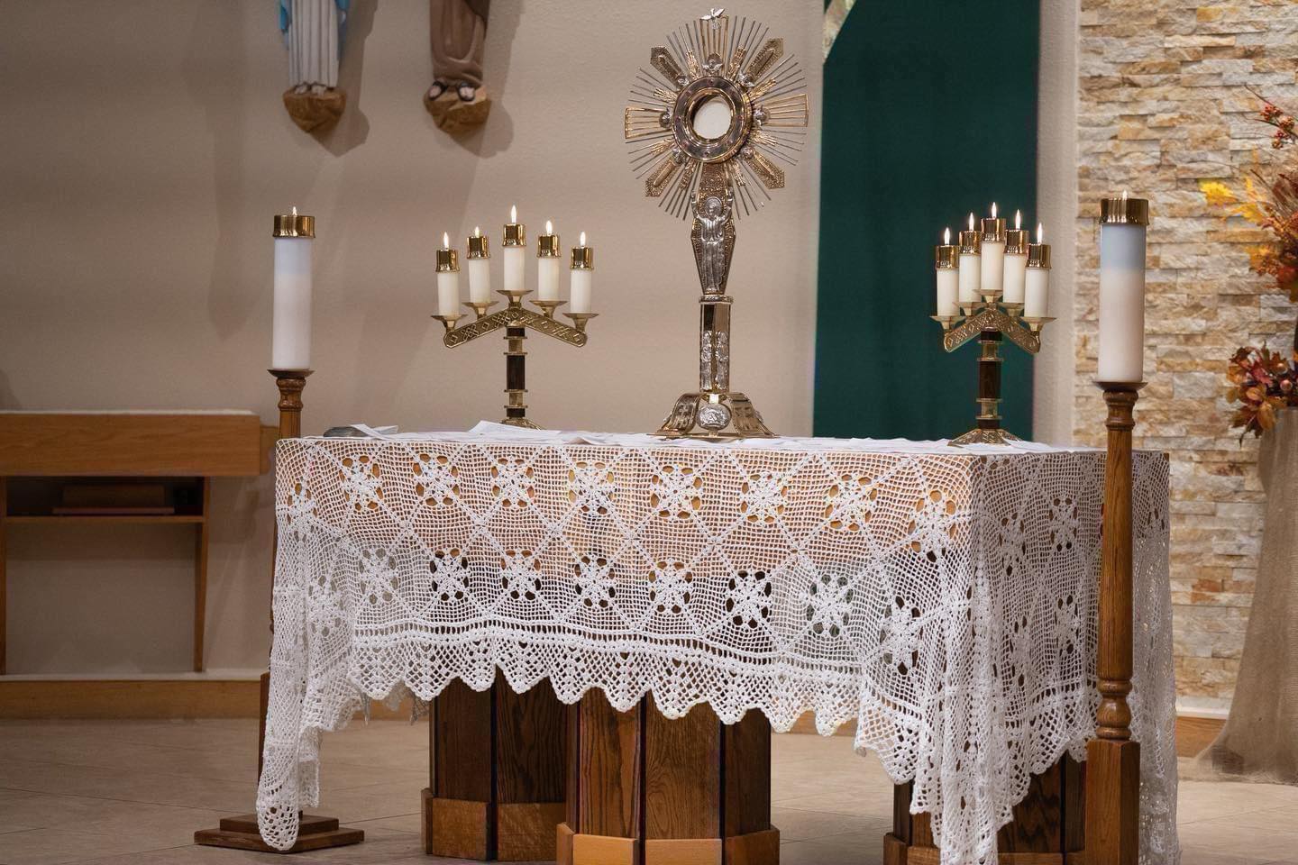 Join us today, February 10th at 3pm for Eucharistic Adoration followed by Benediction at 7pm. All are welcome to come and spend time in prayer before the presence of the Lord.
Monthly Adoration is the 2nd Tuesday of every month.