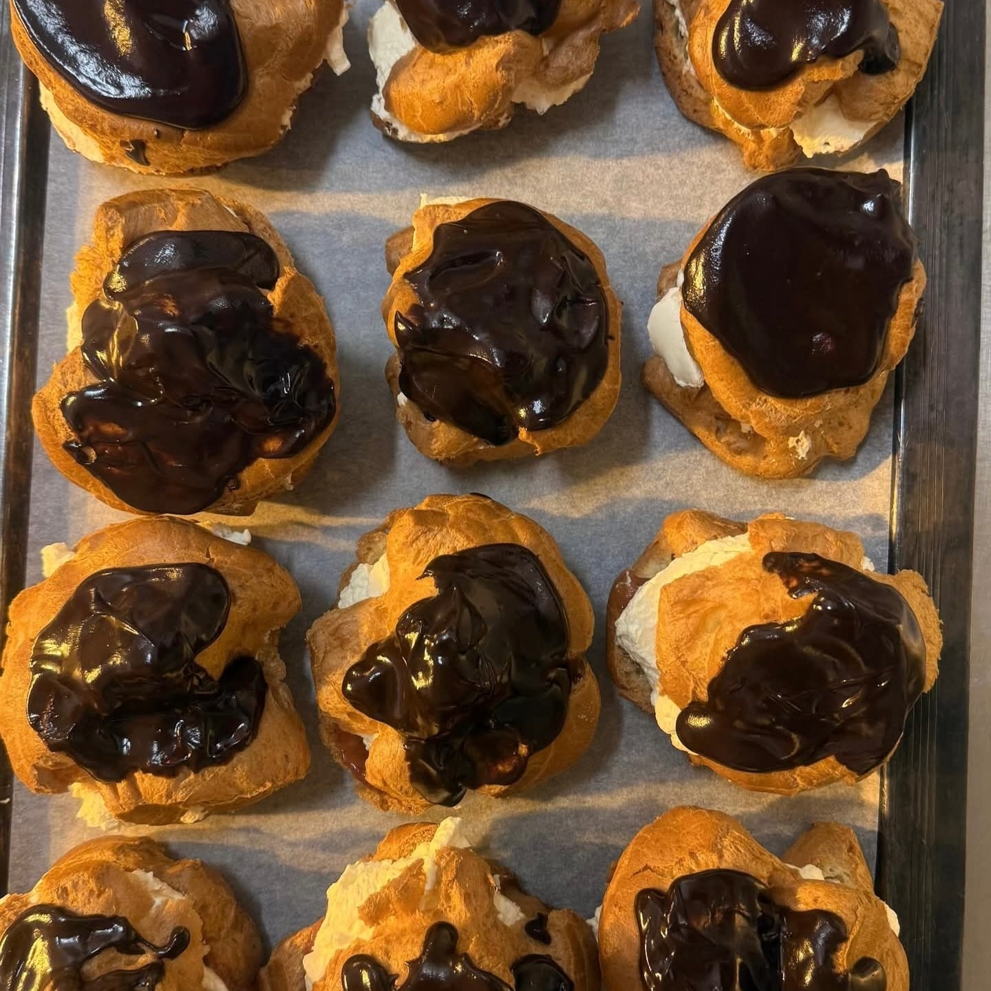 Today is Bolludagur, one of the sweetest days of the year in Iceland.
Bolludagur is celebrated on the Monday before Lent and it’s all about bollur. These are soft cream filled buns topped with chocolate icing. Traditionally, kids wake up early and gently tap their parents on the back with a colorful stick while shouting “Bolla!” earning themselves a bun for each tap.
Bakeries across the country are packed, families enjoy buns at home, and honestly, most people stop counting after the first few. It’s a simple, joyful tradition that’s all about family, fun, and enjoying something delicious before Lent begins.
#Bolludagur #IcelandicTraditions #IcelandLife #SweetTraditions #icelandicfoodexperience