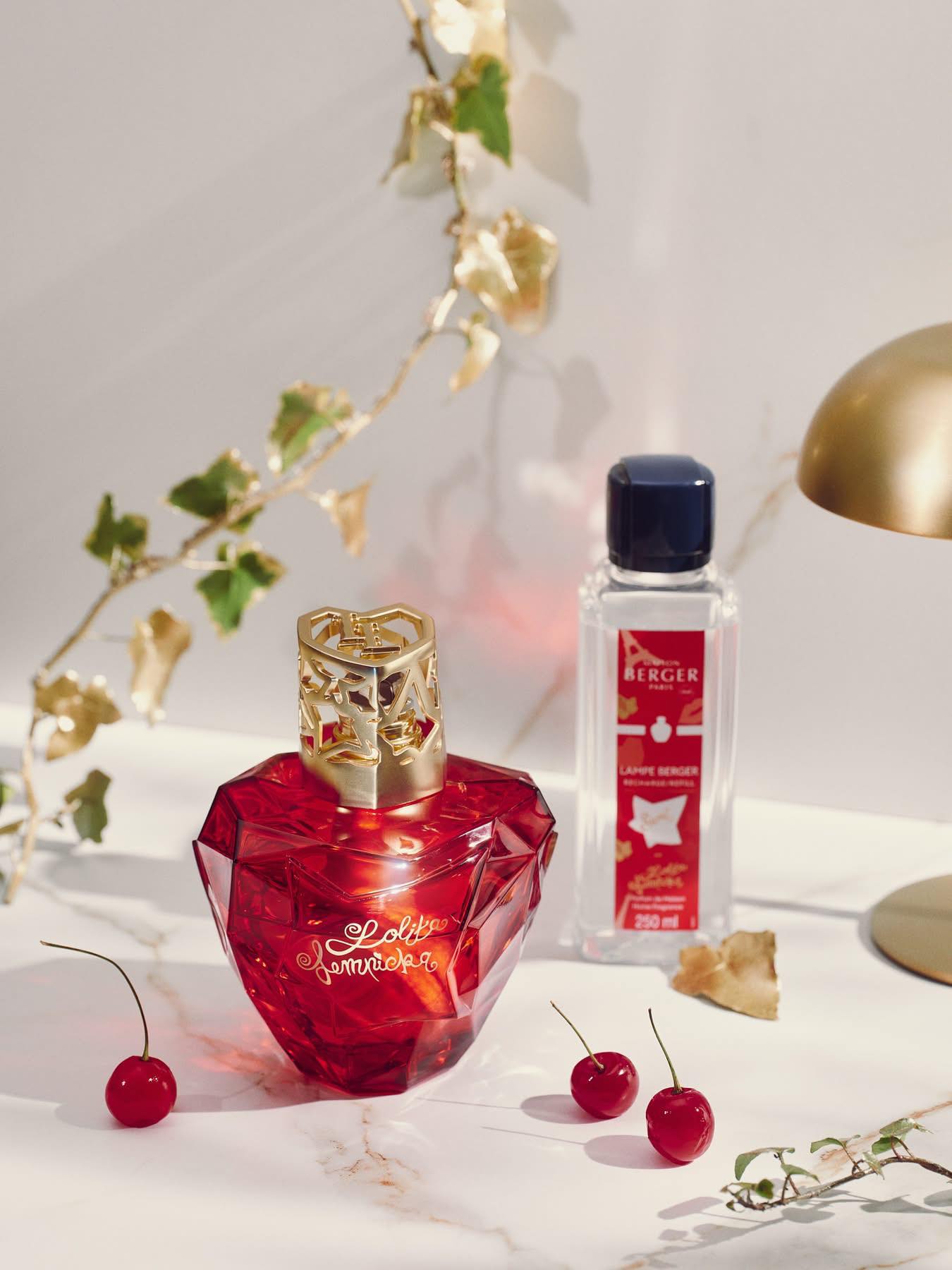 Saint valentin J- 4
Dire je t’aime avec élégance avec notre collection Lolita lempicka Sweet✨
Un design iconique, un parfum enveloppant, signé Maison Berger Paris et Lolita Lempicka ❤️
Valentine's Day d-4
Say I love you with elegance ✨
Iconic design, enveloping fragrance, signed Maison Berger Paris ❤️
#byTun #bytunshop #Valentinesday #Maisonbergerparis #Love #Gift #MoreThanAGift