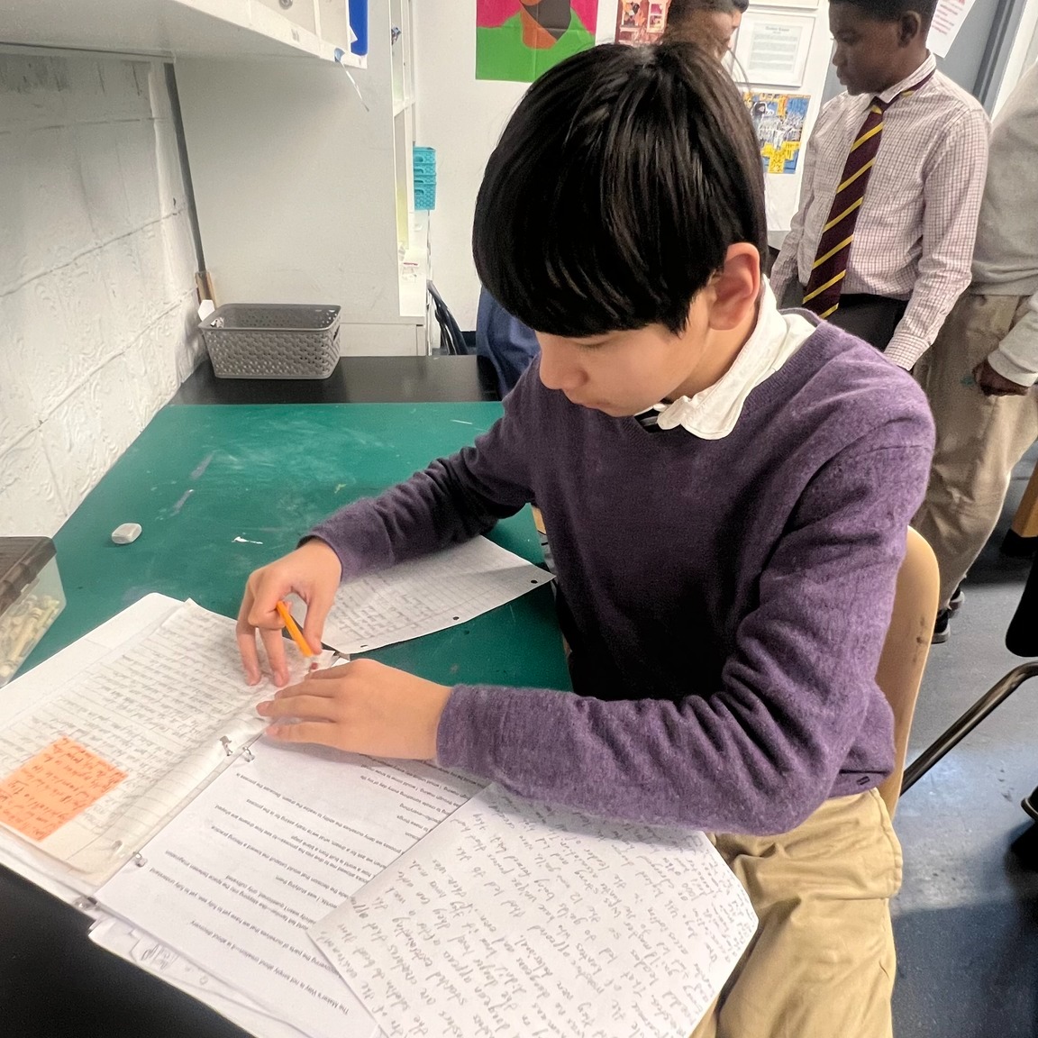 The creative journey continues, following Super Bowl Sunday! 🎨📚 Our 7th grade class has enjoyed their individual sessions with @mr.tomonoshi, diving deeper into developing their characters and worlds for their comic book projects. Their creativity knows no bounds, and we can’t wait to see what they come up with. We also want to shout out Mr. Tomonoshi, aka Martellus Bennett, for his time in the NFL. #tomonshituesdays
Visit the link in our bio to learn more about Mr. Tomonoshi and his partnership with GJA!