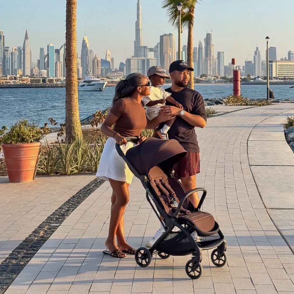 Meet Muddy Puddles in the much-loved iCandy Pip 🤎✨
Now on display and one of our go-to travel prams! Lightweight, easy to fold, and perfect for hot, busy days out exploring 🌞🌴
Whether you’re strolling the city, heading on holiday, or simply on the school run, the iCandy Pip makes every trip effortless.
Pop in and take it for a spin 🤍 #travelfinds #mumlife #icandy #pip