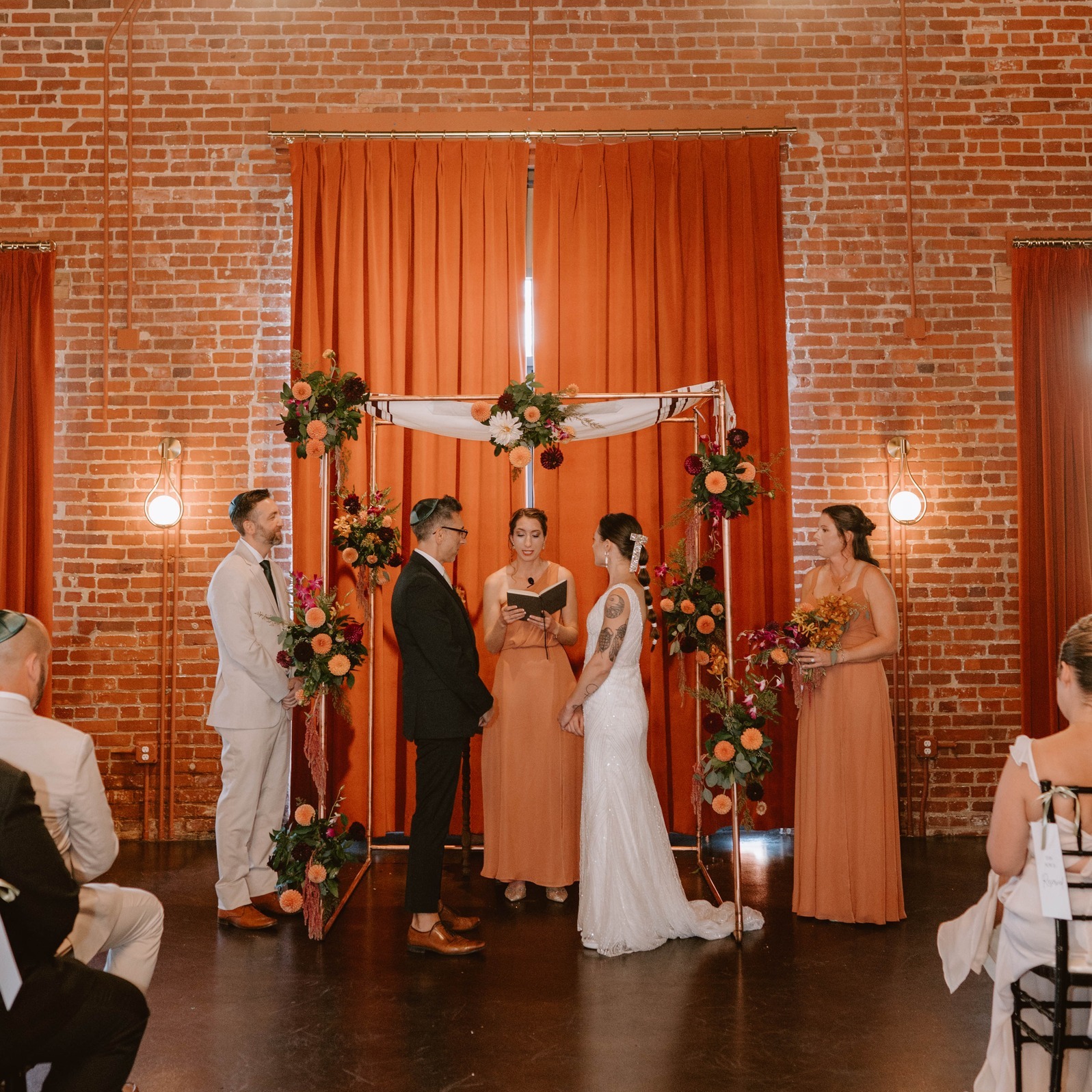 Here's to love. Whoever you love. However you show love.
We just hope you choose us to be there for the day you celebrate that love with your closest family and friends.
Happy Valentine's Day ❤
Pics 1 & 2 > @jessivaughnphotography
Pic 3 > @shannoncollinsphoto
Pic 4 > @gabriellerosephotography_
Pic 5 > @associates_at_kyleeb
Pic 6 > @n.l.sullivan
Pic 7 > @jackalope.photos
Pic 8 & 9 > @bradbarnwellphotographyllc
Pic 10 > @jasminekerbel