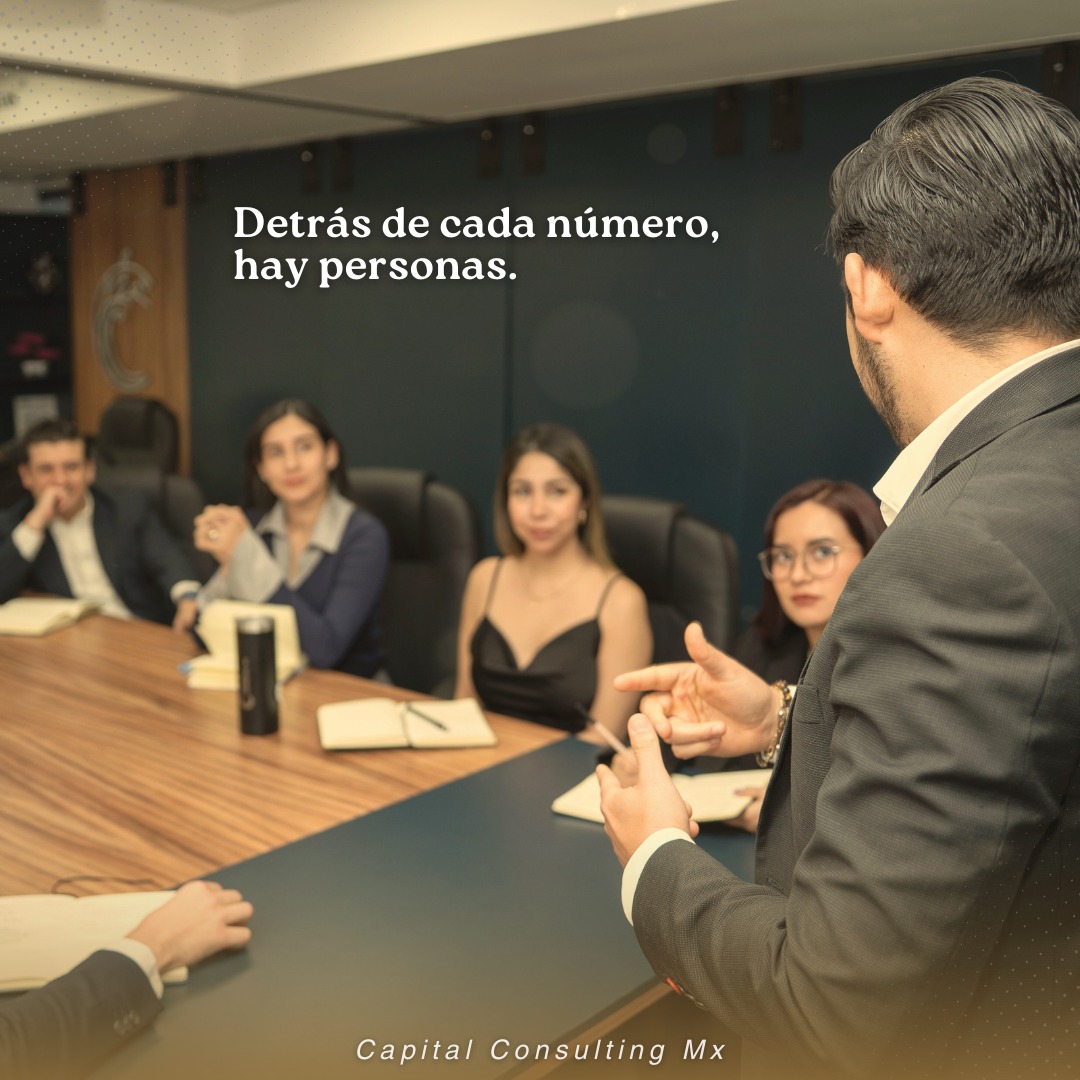 👥 En Capital Consulting creemos que las empresas no crecen solas. Crecen con personas que las entienden.
Nuestro equipo trabaja todos los días para que nuestros clientes operen con orden, claridad y confianza.
No improvisamos. Analizamos, planeamos y ejecutamos. 💼
#CapitalConsultingMx #EquipoCapital #ConsultoríaHumana #EmpresasMX