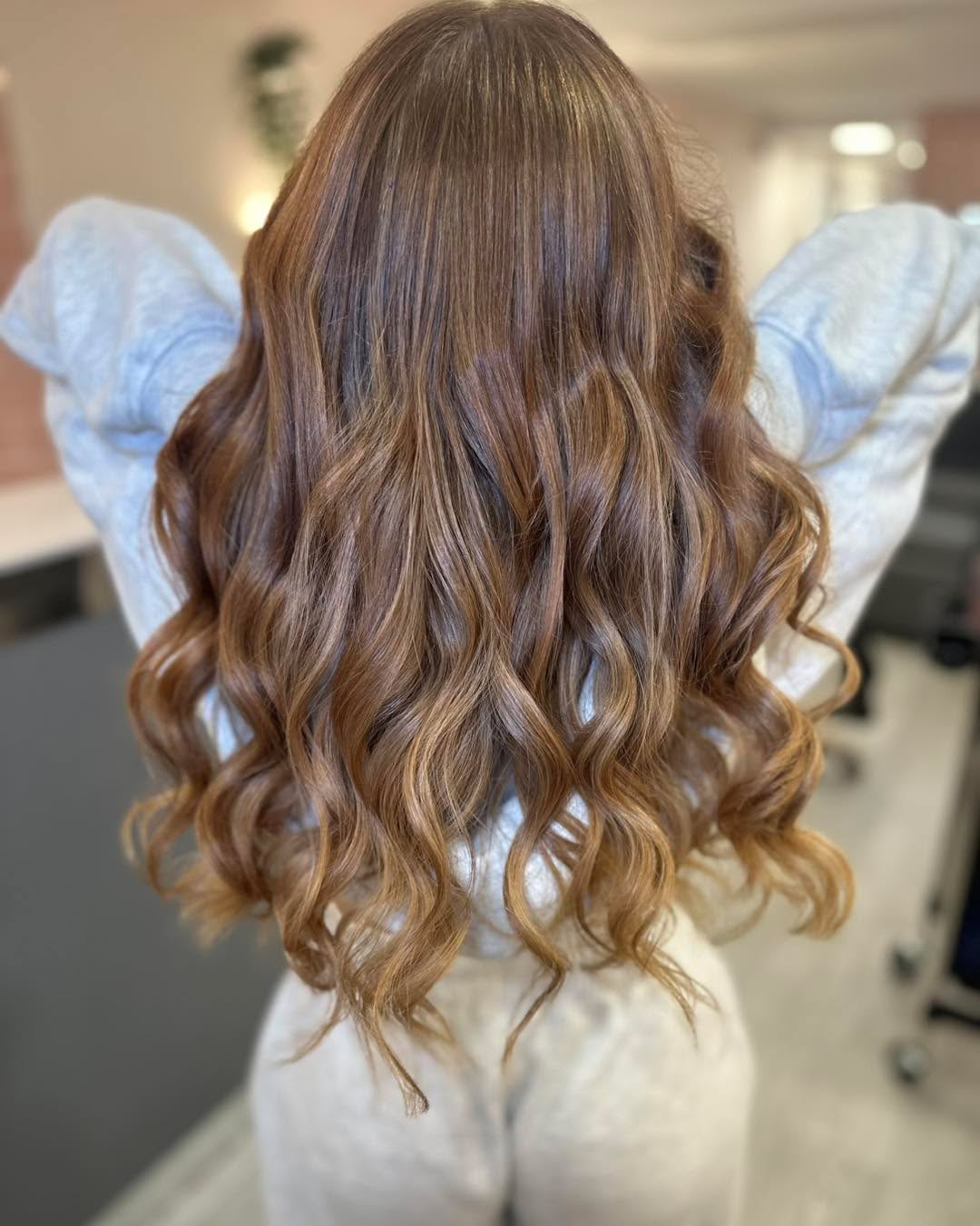 Today’s transformation: colour correction to a soft, natural balayage 🤎✨
We focused on evening out previous colour, restoring tone, and creating a subtle, sun-kissed look to start her summer hair journey the healthy way.
Balayage doesn’t always have to be dramatic — sometimes the most beautiful results are the soft, seamless changes that grow out effortlessly.
Thinking about refreshing your colour for summer? Send us a message to start your transformation 🌞
Created by Courtney 🫶🏻
#milkshakehairuk #milkshakesmoothies #keynsham #colourcorrection #balayge #SummerHairGoals #newlook2026