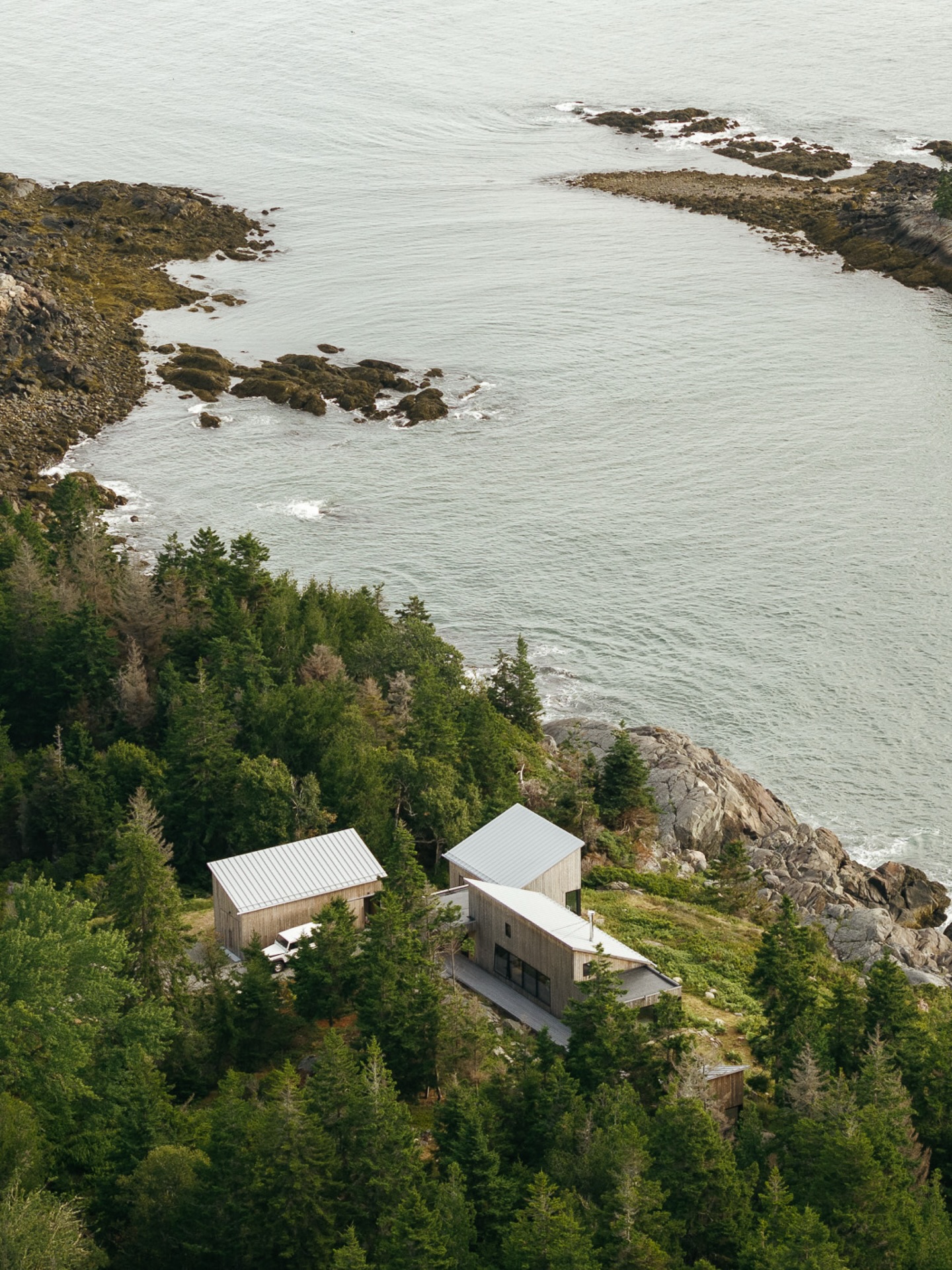 Inspiration- Architecture
Architecture by Eric Reinholdt de @30by40
📸 Photos by @trentbellphotography
.
.
.
.
.
Les inspirations qui nous émerveillent:
#johnpawson #miesvanderrohe #richardneutra #peterzumthor #marcelbreuer
#airesmateus #linabobardi #lecorbusier #louiskahn #alvarosiza
#minimalarchitecture #modernarchitecture #modernism #modernistarchitecture
#brutalism #contemporaryarchitecture #minimalistdesign
#architecturalphotography #designinspiration
#architecture #instaarchitecture #archilovers
#architecturefrance #architectureparis