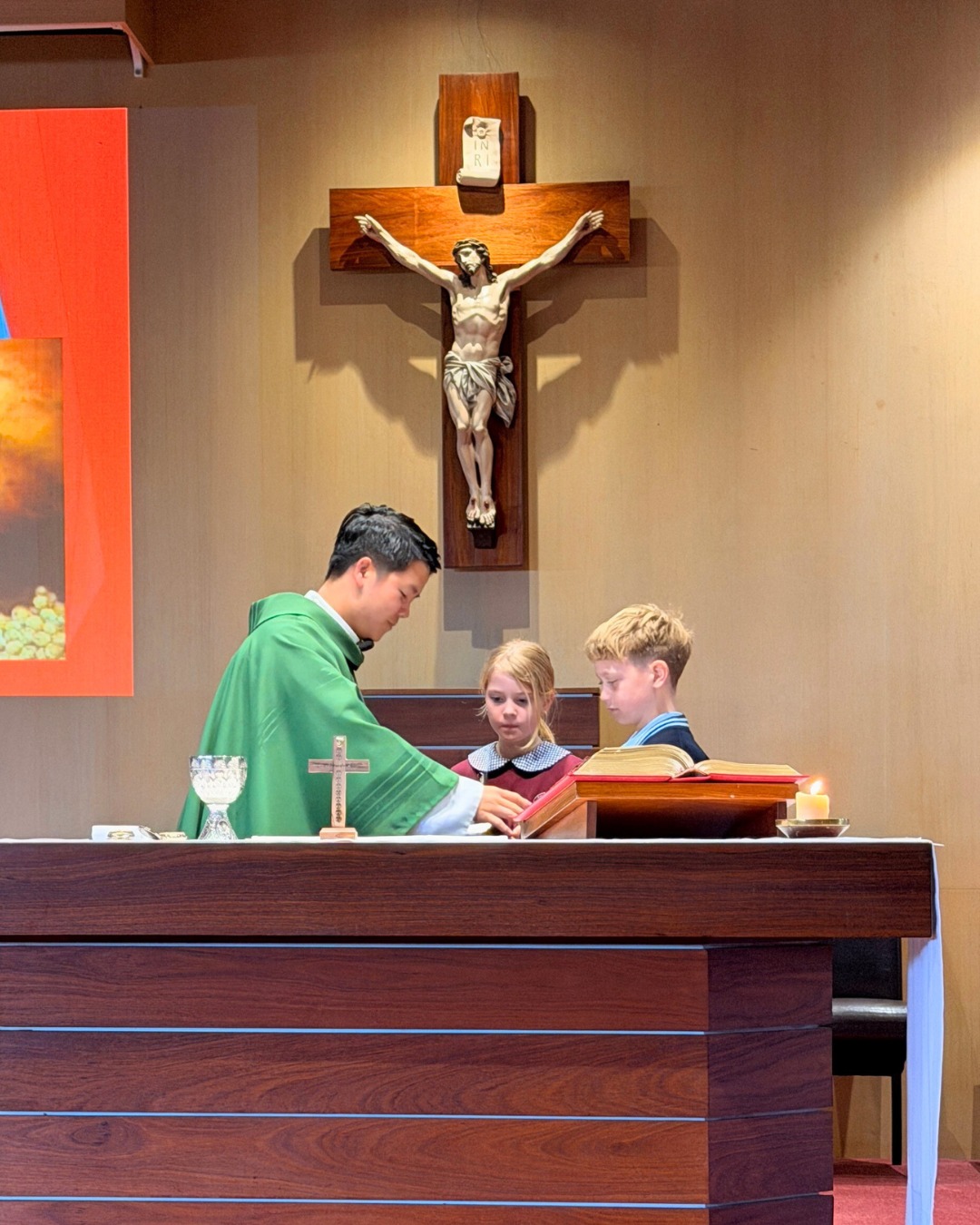 A beautiful way to begin 2026 ✨
Yesterday we celebrated our first official school Mass of the year, gathering in prayer, gratitude and hope. As we embrace our theme Empowered to Thrive, we are reminded that each of us is called to grow, flourish and support one another throughout the year ahead.
We were also blessed to be led by Father Peter as we officially welcomed him into our school community.
Here’s to a year of faith, growth and thriving together 🌿💛
#SJB2026 #stjohnthebaptistprimaryferntreegully #melbournecatholicschools #lightingtheirpath #catholiceducation #EmpoweredToThrive #MACSMoreThanEducation