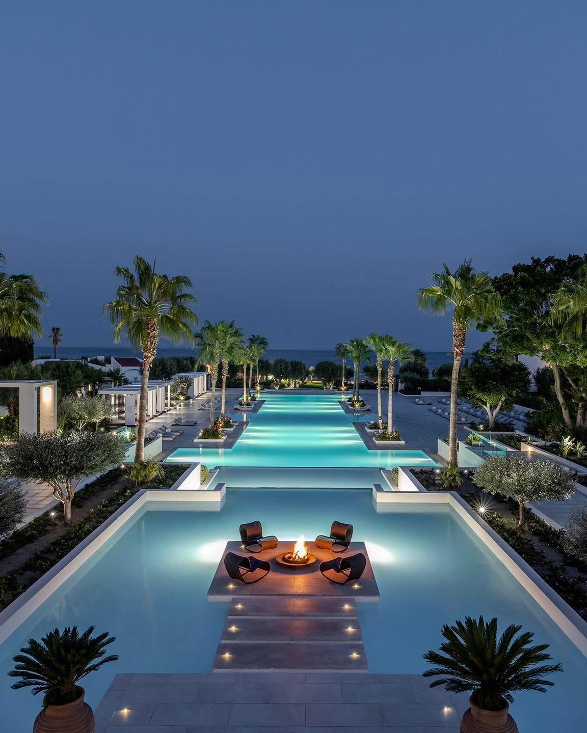 ☀️ Rhodes is calling… and Grecotel Dama Dama is ready 🌊⛱️
Set on a beautiful sun washed stretch of coastline, Grecotel Dama Dama blends beachfront relaxation with easy going all inclusive comfort in one of Greece’s most loved islands.
Book now to unlock a limited time early booking discount for 2026.
Here’s what you can expect:
✔️ All inclusive indulgence with generous dining options
✔️ Prime beachfront location with golden sands and clear water
✔️ Designed with families in mind
✔️ Dedicated adults only areas for quieter dining and relaxed swims
✔️ Wellness rituals, spa sanctuaries and lifestyle moments
✔️ Yoga, Pilates, gym sessions and space to truly unwind
It’s the kind of place where mornings start with sea views, afternoons drift between pool and beach, and evenings are all about good food and warm Greek sunsets.
If Rhodes is on your radar for next year, now is the time to secure the best value.
📞 07856 872978
📧 nctravel@travel-pa.com
🌍 www.nctravel.co.uk
#NCTravelUK #Rhodes #AllInclusiveLuxury