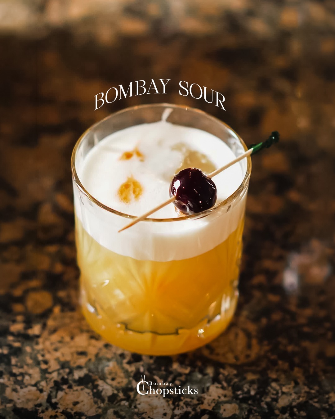 A bold twist on a classic.
Bombay Sour brings citrus, smooth foam, and just the right edge of sweet to your evening at Bombay Chopsticks.
Crafted to start conversations. Designed to linger.
.
.
Bombay Sour cocktail, signature cocktail Canada, Asian fusion bar, handcrafted drinks, cocktail lovers
.
#bombaychopsticks #canadaeats #asiancuisine #foodlovers❤️ #dinein