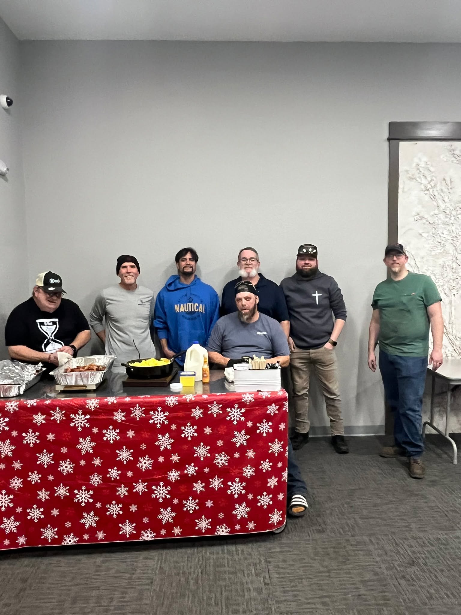 We want to give a great big THANK YOU to the Men's Breakfast Group from New Creation Church - Newton for serving our meal last night! We love breakfast for dinner! We are thankful for the servant heart of those who come and prepare and serve our meal for our Breaking Free class. We cannot continue to do what we do without those who come beside us and help.
#DH517 #discoverhope517 #DiscoverHope #jesusinrecovery #breakingfree #NCCnewton