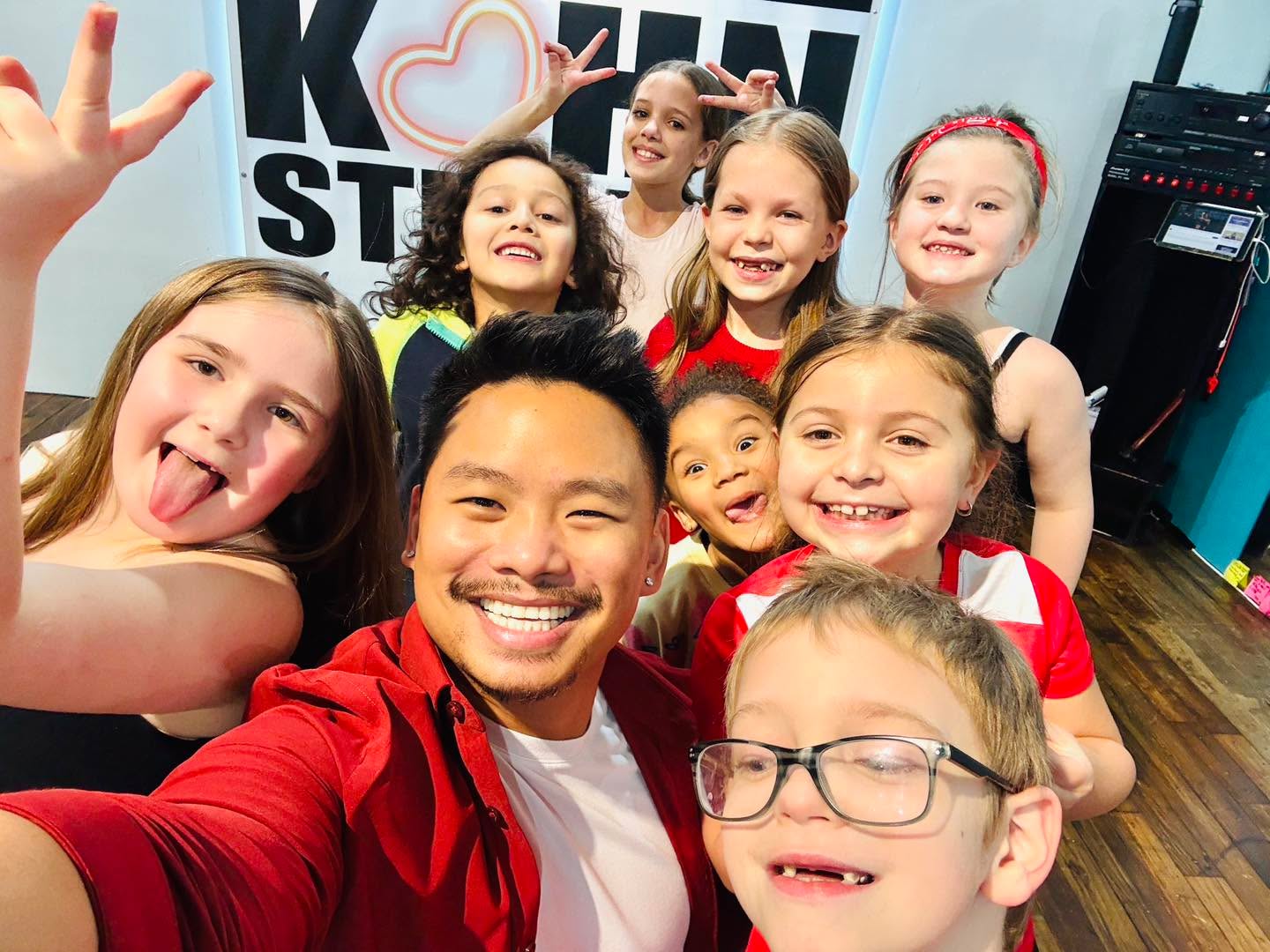 KINDNESS WEEK IS ALWAYS SUCH A BLAST!
.
.
.
#bestdanceschoolinnewnan #bestdanceschool #danceschoolforkids #danceschoolforteens #bestdanceschoolingeorgia
