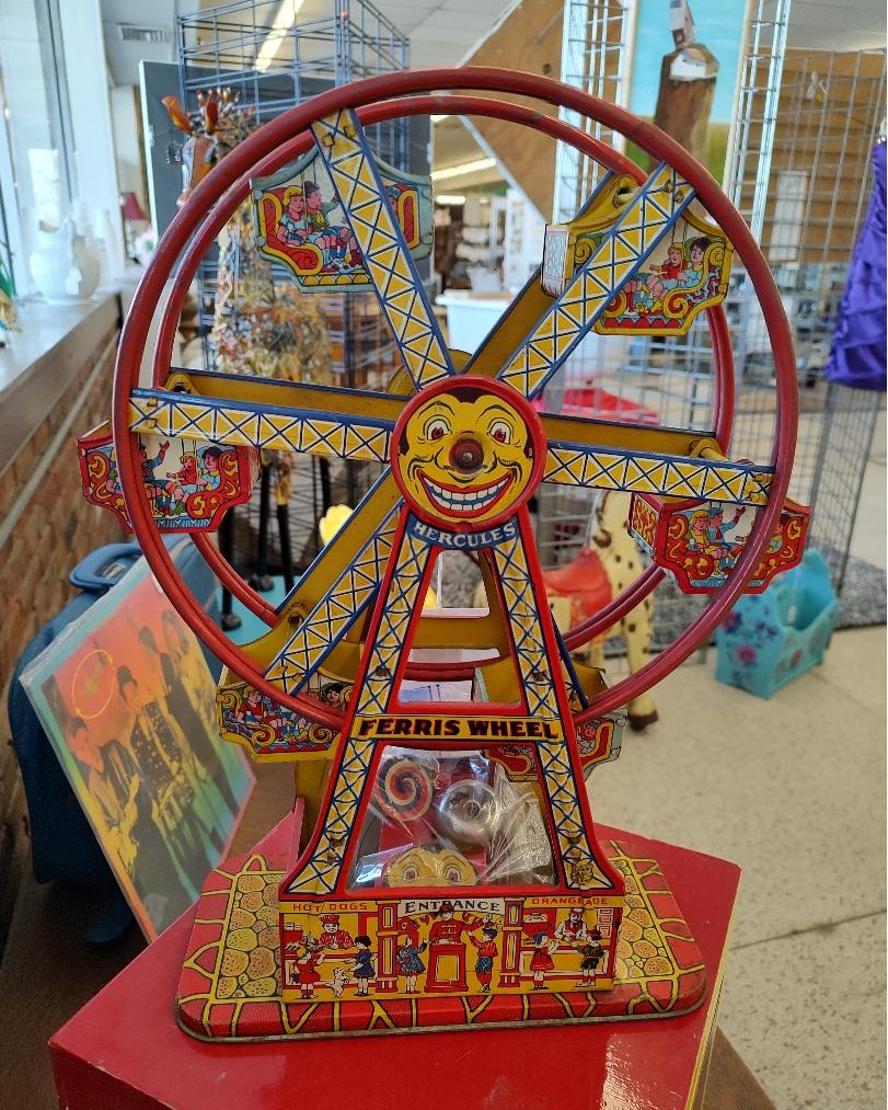 Happy National Ferris Wheel Day! 🎡
Come be amused at A&U this weekend! 😄
Open THURSDAY through SUNDAY 10am-6pm
30200 Euclid Ave (Rt. 20), Wickliffe, OH 44092