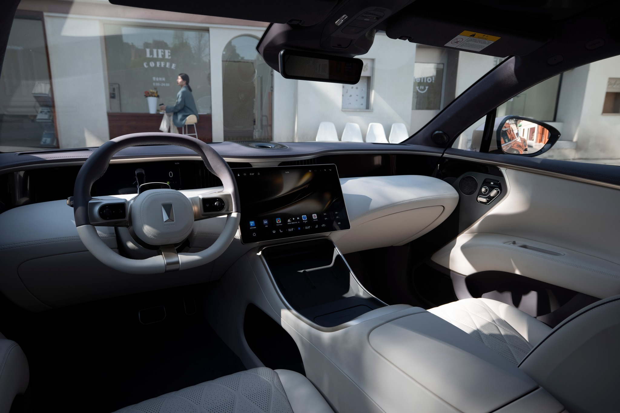 【AVATR 11 | 匠心雕琢的舒適奢華 Crafted Comfort and Exquisite Luxury】
在 AVATR 11 車廂內,舒適是精心雕琢的藝術。我們精心雕琢每一處細節,只為營造一個真正屬於您的空間。
舒適,由內而外,重新定義。
📍 AVATR 旗艦陳列室
地址:九龍灣啟祥道 20 號大昌行集團大廈地下
陳列室電話:2262 1380
Inside AVATR 11, comfort is intentional. We crafted every detail to create a space that feels truly yours.
Comfort, redefined from the inside out.
📍 AVATR Flagship Showroom
Address:G/F, DCH Building, 20 Kai Cheung Road, Kowloon Bay
Showroom Phone No.: 2262 1380
#AVATR #AVATR11 #DCHMotors #EV #NewEraNewLuxury