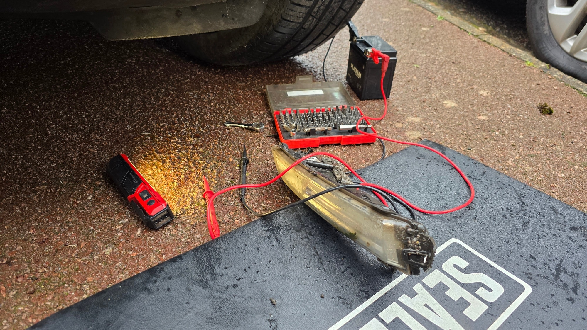 Jaguar F-Pace N/S/F LED Fog Lamp tested and replaced. :)