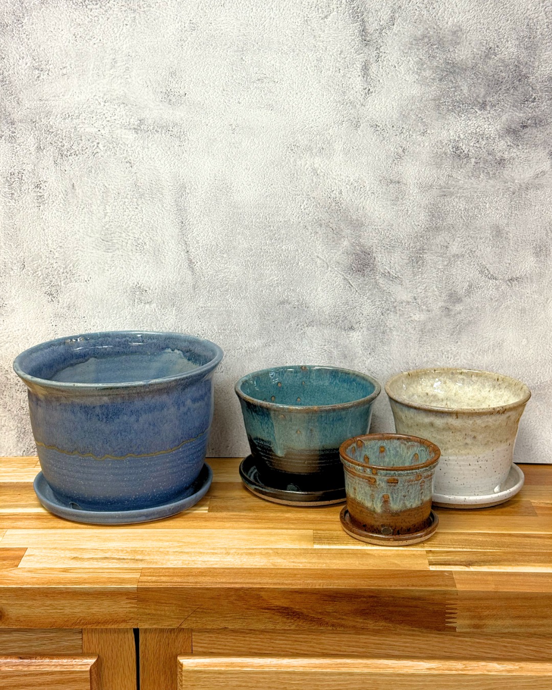 Pottery Spotlight: Planter Edition.🌿 Bring a little life (and a handmade touch) into your space with our ceramic planters. Thoughtfully crafted and glazed in our four signature colors, these pieces are designed to complement any home — from cozy corners to sunny windowsills.
Available in a variety of sizes, they’re perfect for everything from tiny succulents to statement houseplants. Functional, timeless, and made with care right here in the studio.
Stop by and find the planter that fits your plant — and your style — perfectly. 🪴💜
Available in-store at Crisanthemum Studios.
📍126 W. Main Street, Pilot Mountain, NC 27041
#PlantLovers #Handmade #Ceramics