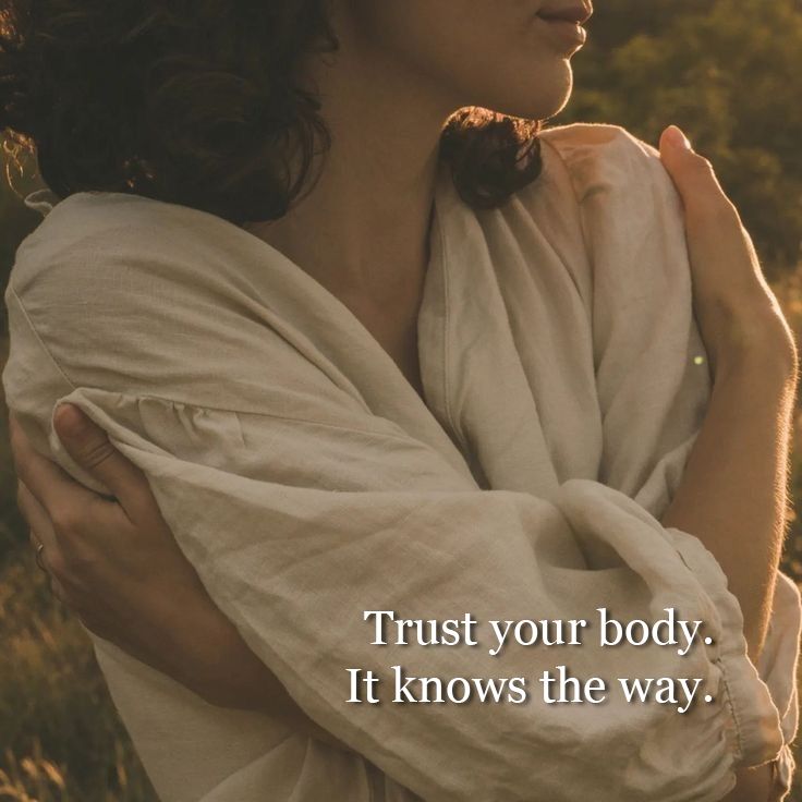 The body communicates constantly.
Fatigue, tension, shallow breathing...all are signals, not failures.
When attention comes first, the nervous system settles.
Responses become easier, symptoms quiet, and energy restores.
Gentle, steady attention is often the first step before change.
Where can you meet your system today with curiosity instead of effort?