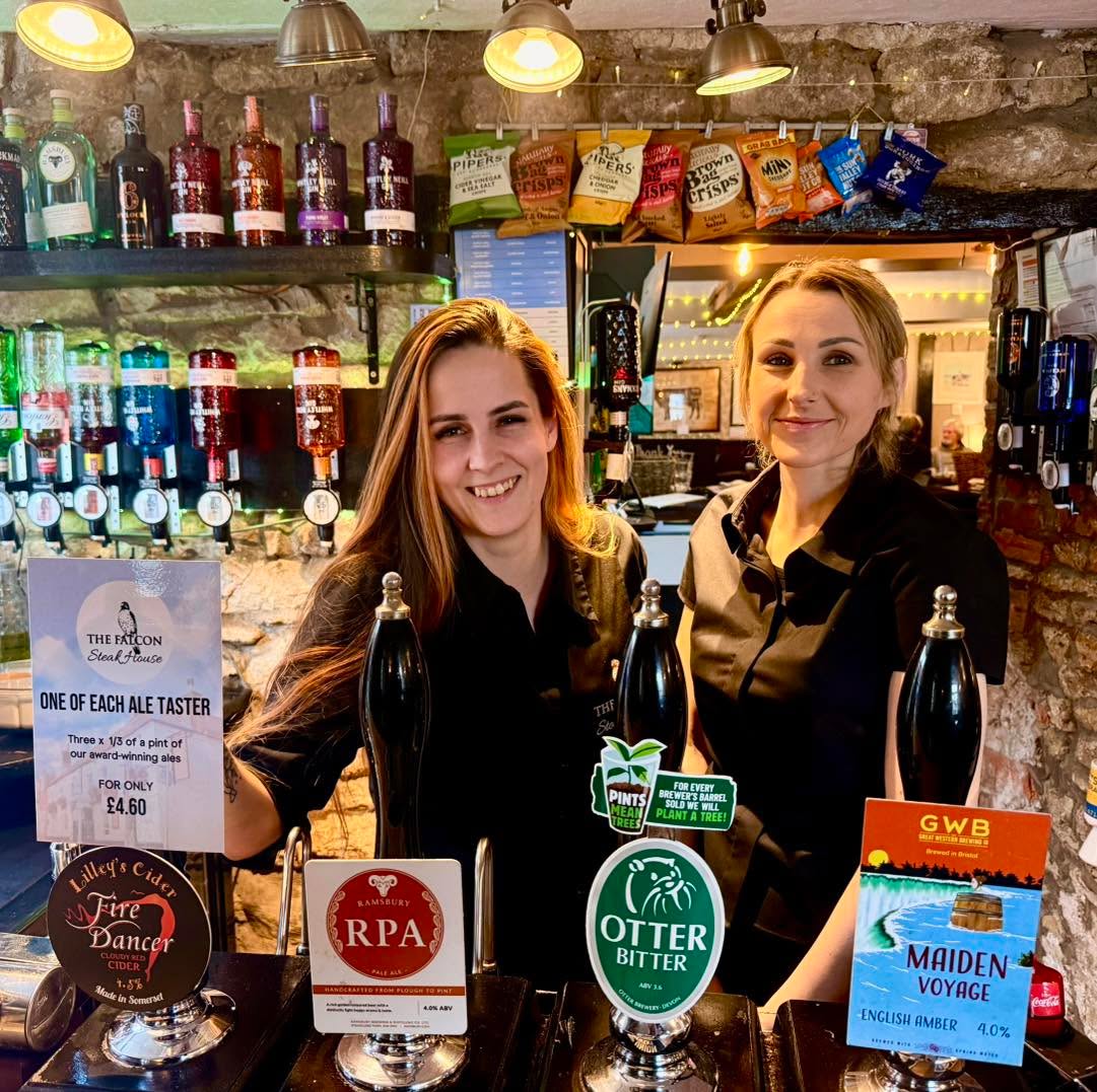 Lucie and Chez modelling tonight beers!
Double tap the picture and show some love!
https://www.falconsteakhouse.com/book-now/