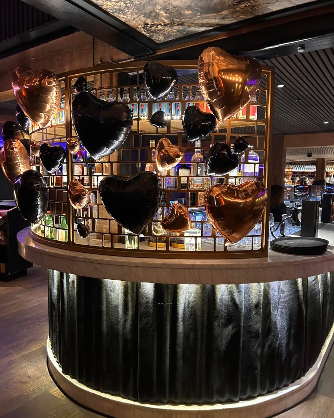 ❤️ Love Really Is In The Air
Loved getting the 2 amazing restaurants at cavecanterbury valentine ready.
#firepit #cavecanterbury #koreancowgirlatcave #firepitatcave