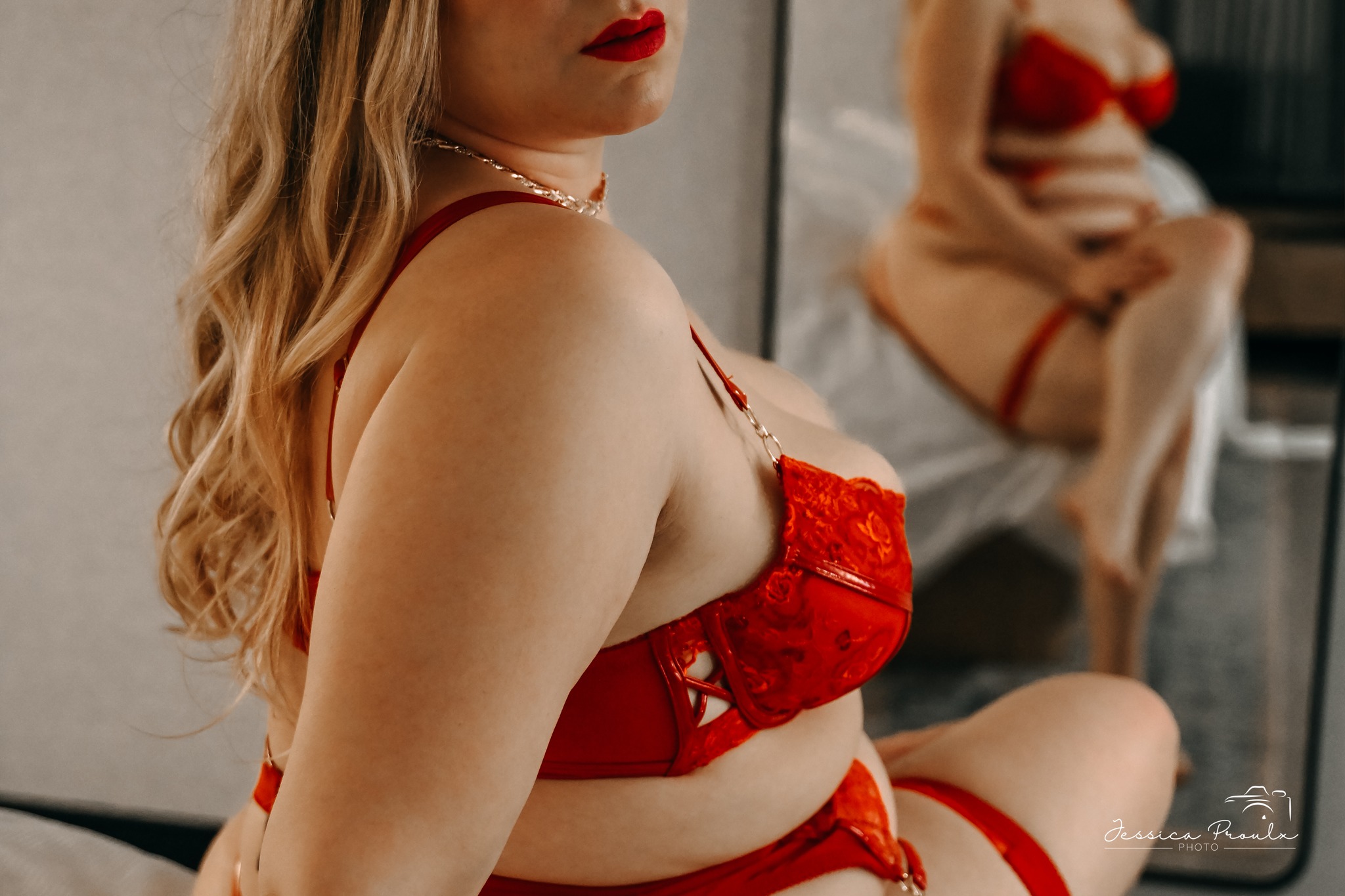 💖 Séances Boudoir – 13 mars 2026
📍 Château Vaudreuil
Offre-toi un moment rien que pour toi… ou partage-le avec ton amoureux ✨
Se sentir belle, confiante et pleinement toi, dans un décor chic et intime 💫
🤍 Places limitées – Réserve vite ta séance !
#boudoir #rouge #femme #couple #hotel