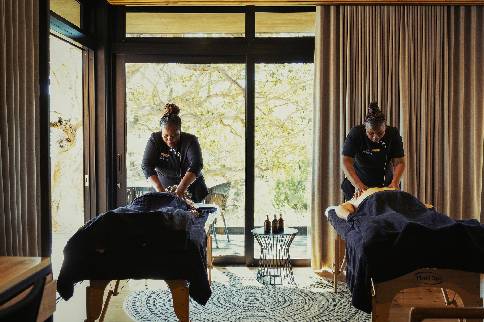 After the game drive, the quiet continues… Let us bring the spa to you with an in-room massage at 57Waterberg.
#57Waterberg #SafariSpa #Massage