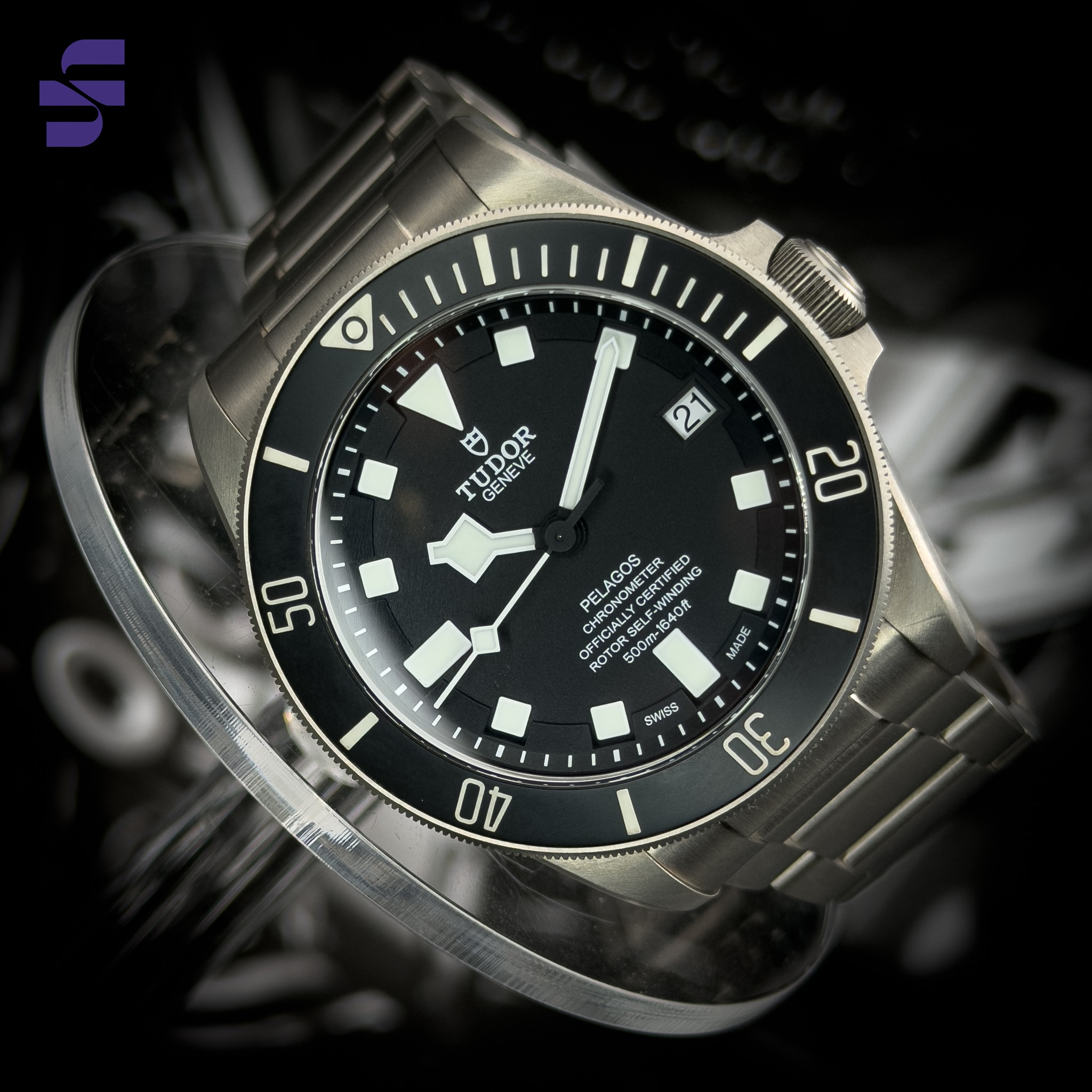 Pure instrument, no excess.
AVAILABLE - The Pelagos 25600TN represents Tudor at its most uncompromising — full titanium construction, 500 m depth rating, matte black dial with glacier-bright lume, and the brilliant auto-adjusting clasp engineered for real diving. No polish, no pretense — just purpose-built performance.
Complete set. Ready for its next wrist.
Available now via Time for Seconds.
#Tudor #TudorPelagos #Pelagos25600TN #TudorDiveWatch #TitaniumWatch #WatchCollector #WatchFam #ToolWatch #LuxuryWatches #TimeForSeconds