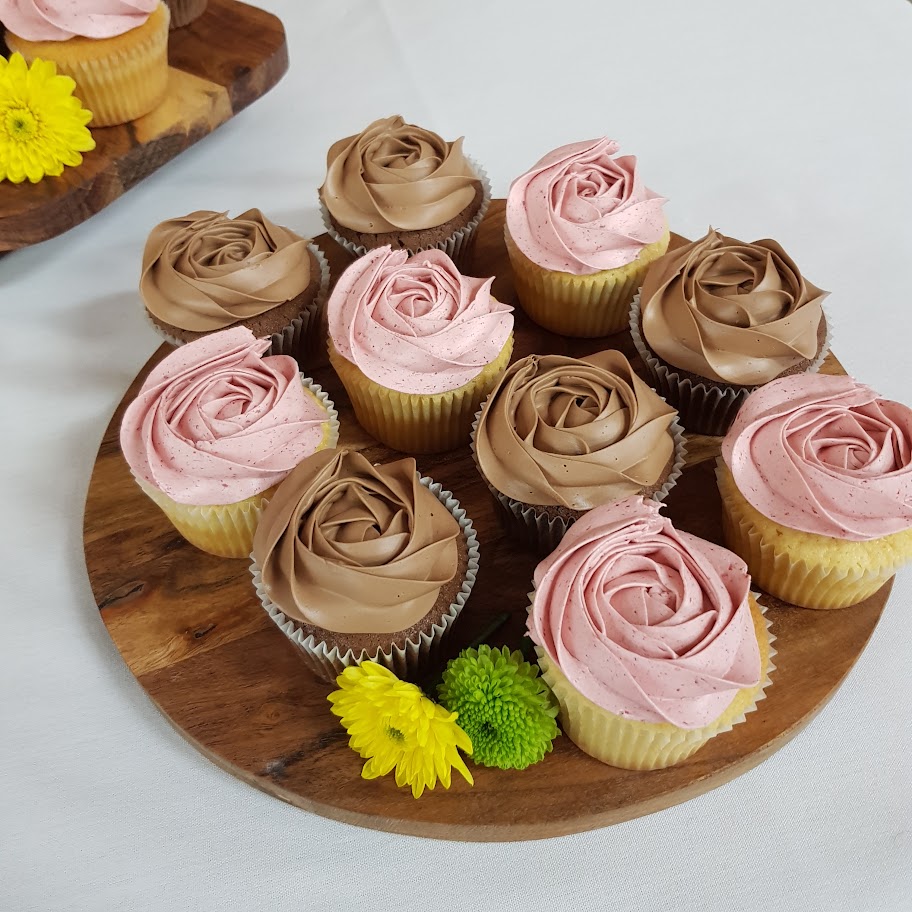 Sometimes you just need cupcakes to brighten everyoneβs day! π§β¨
From an office pick-me-up to getting the party started, cupcakes are always the answer. Made with all-natural flavours and finished with stunning handcrafted designs, our cupcakes are baked fresh right here in The Vines near Ellenbrook.
Perfect for birthdays, corporate events, baby showers, or βjust becauseβ moments. π
Comment CUPCAKE below and Iβll send you the menu! π
#thevineswa #ellenbrook #ellenbrookmums #swanvalleywa #perthsmallbusiness #perthcupcakes #perthbaker #cupcakedesign #handmadecupcakes #allnaturalbaking #supportlocalwa #perthevents #customcupcakes #buttercreamart #partyplanningperth π§β¨