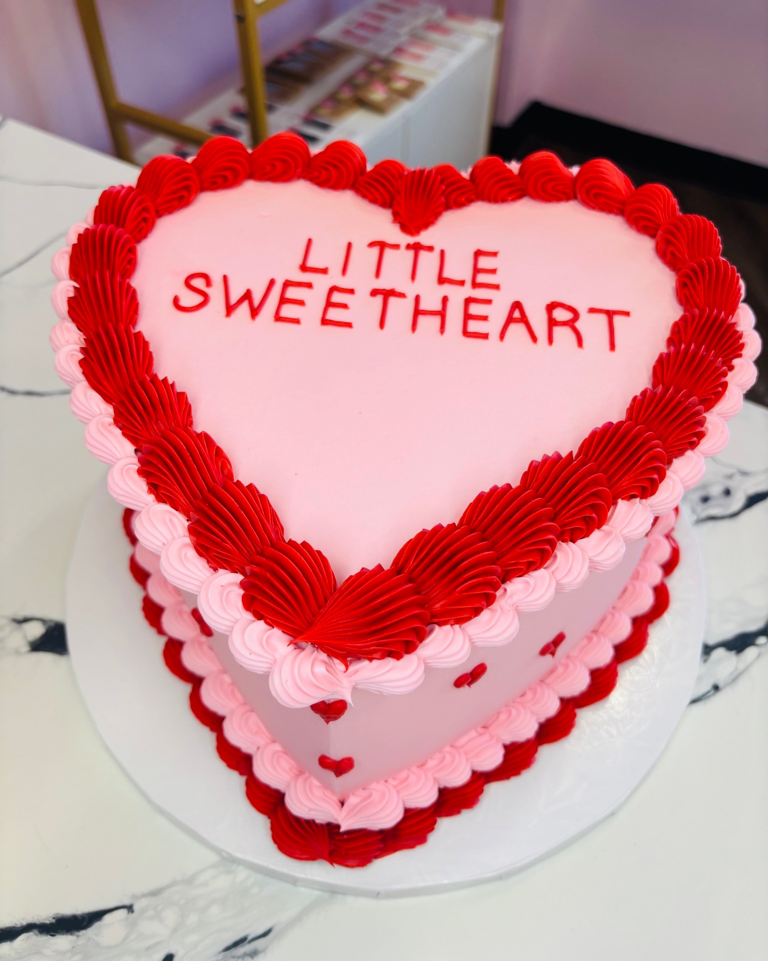 In love with this “Little Sweetheart” setup 💕
❤️ A heart-shaped cake with red and pink vintage piping, and tiny heart details, paired with custom decorated sugar cookies to match. The perfect way to celebrate a baby girl on the way
#BergenCountyNJ #NorthJerseyBaker #BergenCountyBabyShower #NJBabyShower #NorthJerseyEvents #BergenCountyDesserts #NJCustomCookies #BergenCountySmallBusiness