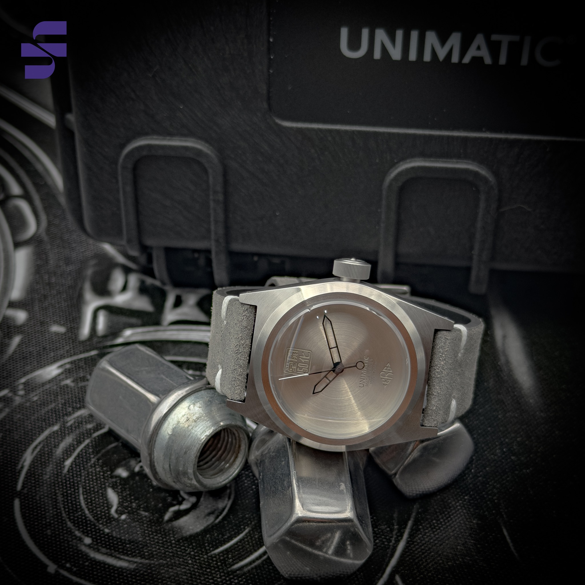 Italian minimalism meets Korean modernism.
AVAILABLE - The Unimatic U2-KKD collaboration reinterprets the Modello Uno through a distinctly Korean design lens — restrained palette, graphic clarity, and cultural motifs translated into pure tool-watch form. The result is familiar Unimatic architecture with a fresh, globally minded identity. Limited, design-driven, and collector-relevant.
Complete set.
Available via Time for Seconds.
#Unimatic #UnimaticU2 #U2KKD #WatchCollaboration #KoreanDesign #ItalianDesign #IndependentWatchmaking #ToolWatch #WatchCollector #LimitedEdition #TimeForSeconds