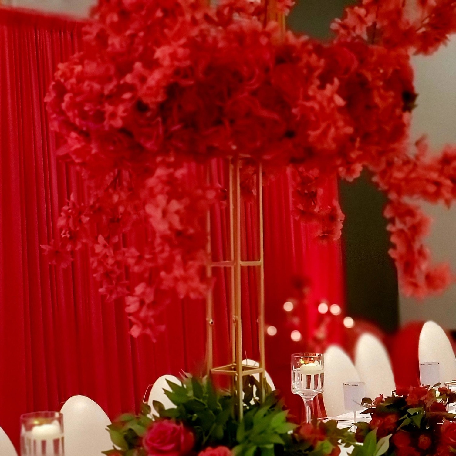Education should build skill.
But it should also build community.
One of the most powerful moments from Romance in Red wasn’t just the reveal…
It was watching event professionals and small businesses connect, collaborate, and celebrate together.
Blushing Blossoms is our next immersive experience, and this one will focus on refined softness, floral storytelling, and intentional styling while celebrating new mothers!
Don't wait to get started. The time is now!
www.royaleclassycreations.com/rccacademy