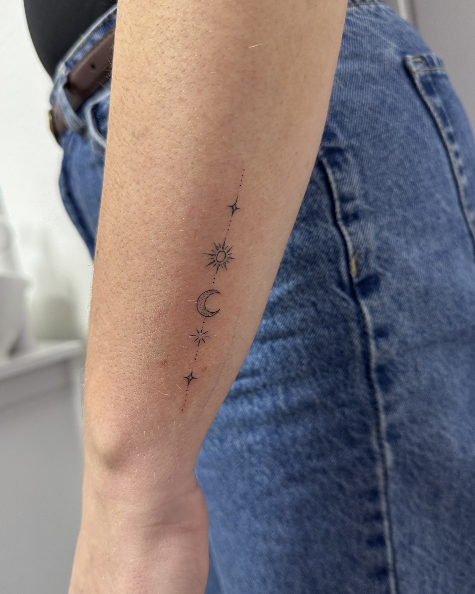 Worn like jewellery… but forever ✨
Delicate, celestial fine line — soft dotwork and tiny details that sit on the skin like a permanent accessory.
Subtle. Feminine. Effortless. 🤍
#FineLineTattoo #JewelleryTattoo #DelicateInk #CelestialTattoo #MinimalTattoo #DaintyTattoo #LineworkTattoo #GirlyTattoo #TattooInspo #FineLineUK