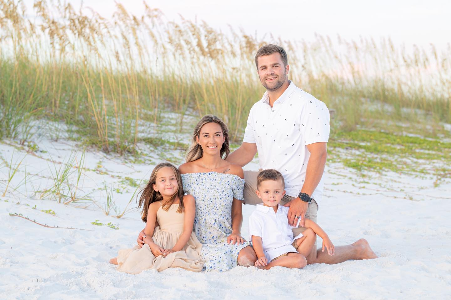 Golden light.
Warm evenings.
Beach sunsets that make everything glow. 🌅
Spring on the Emerald Coast is one of the most beautiful times of the year for photos; relaxed vibes, softer light, and that perfect mix of warmth without the summer crowds.
If you’ve been thinking about updating family photos, booking a couples session, or capturing a milestone, now’s the time.
📅 The spring calendar is officially open.
Let’s lock in your date before they’re gone.
📍 Pensacola • Navarre • Destin • Gulf Breeze • Miramar Beach • 30A • Panama City Beach
#SpringSessions #EmeraldCoastPhotography #PensacolaPhotographer #BeachSunsetPhotos #FamilyBeachPhotos #SunsetPhotography