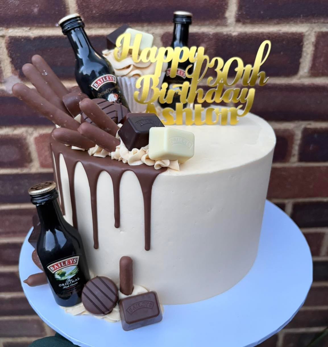 Chocolate lovers… this one’s for you 🤎🍫
A rich, indulgent Baileys-inspired drip cake made to celebrate in style. Smooth vanilla buttercream, silky chocolate drip, and all the grown-up treats on top ✨
Perfect for milestone birthdays, celebrations, or when “extra” is the only vibe.
Custom cakes made to order — DM to book 📩🎂
#customcake
#birthdaycake
#chocolatedripcake
#baileyscake
#luxurycakes
#adultbirthdaycake
#cakeinspo
#cakeartist
#buttercreamcake
#instacake
#celebrationcake
#customcakes
#bakerybusiness
#cakestagram
#supportlocalbakery