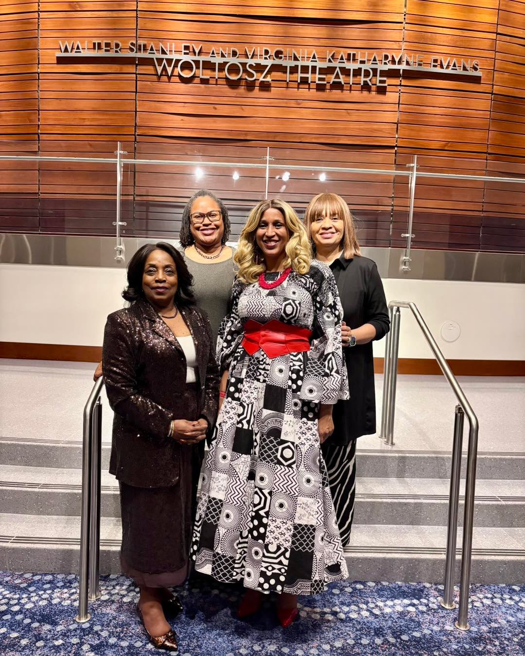 Thank you to the Columbus Metropolitan Alumnae Chapter Arts and Letters Committee, under the leadership of Christine Touris, for coordinating dinner at The Depot and tickets to the Alvin Ailey American Dance Theatre in Auburn, AL❤️
#artsandletters #dinnerandtheatre #forthrculture