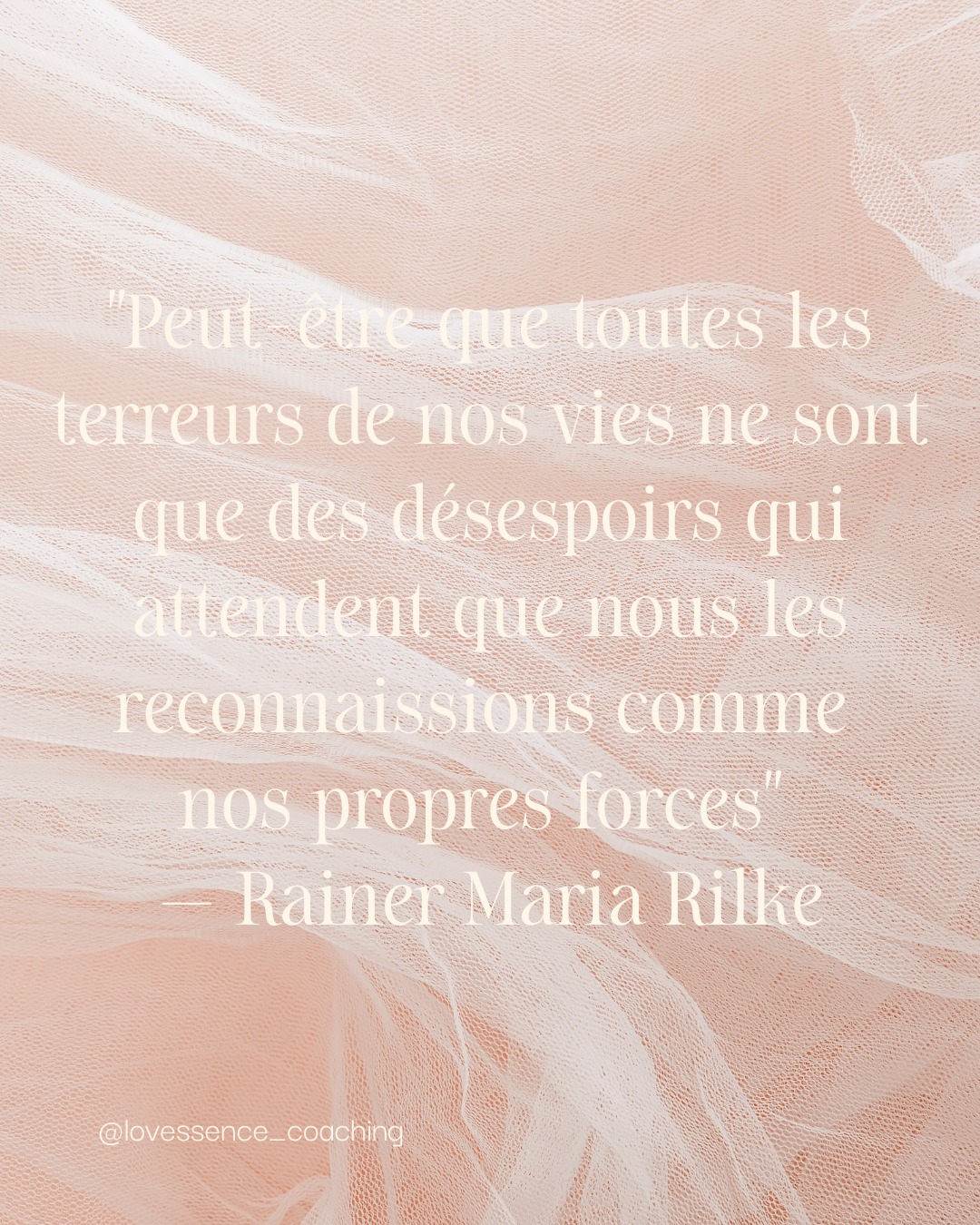"Peut-être que toutes les terreurs de nos vies ne sont que des désespoirs qui attendent que nous les reconnaissions comme nos propres forces." — Rainer Maria Rilke
Ce qui te fait peur contient aussi ta force.💕