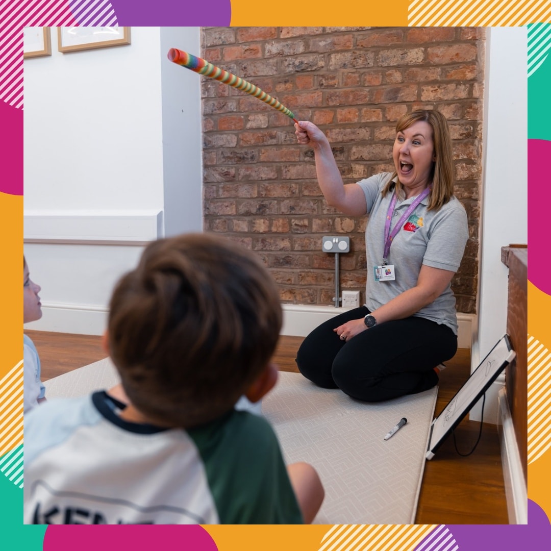 When therapy sessions are this much FUN! 🥳
We love creating individualised, motivating and engaging activities that the children we work with really enjoy. Because when a child is having fun, learning naturally happens 🙌
And a paper sword flicker (a name I only learnt very recently 🤣) is always guaranteed to bring plenty of fun, and so many opportunities for communication along the way! 👏
#liverpoolspeechtherapy #speechtherapy #speechtherapyfun #speechtherapyideas