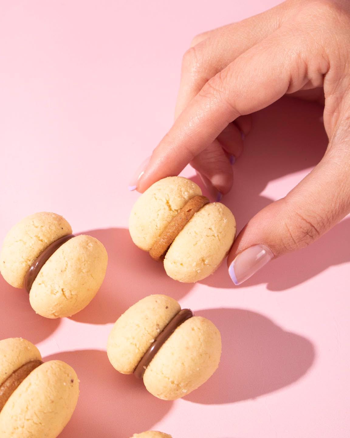 أول اختيار على الطاولة 🌙
كوكيز باتشي بانتظاركم في دولتشي راغوزا ✨
the one you reach for first. 🌙
Discover batchi cookies at Dolce Ragusa✨