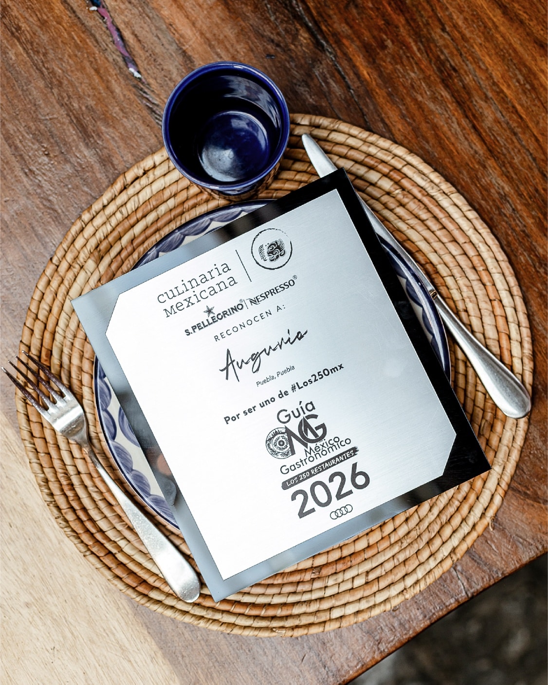 Seguimos honrando nuestra tierra desde la mesa. ✨️ Gracias, Culinaria Mexicana @cmexicana por este reconocimiento. Es un honor que nos impulsa a seguir creando con identidad y corazón.