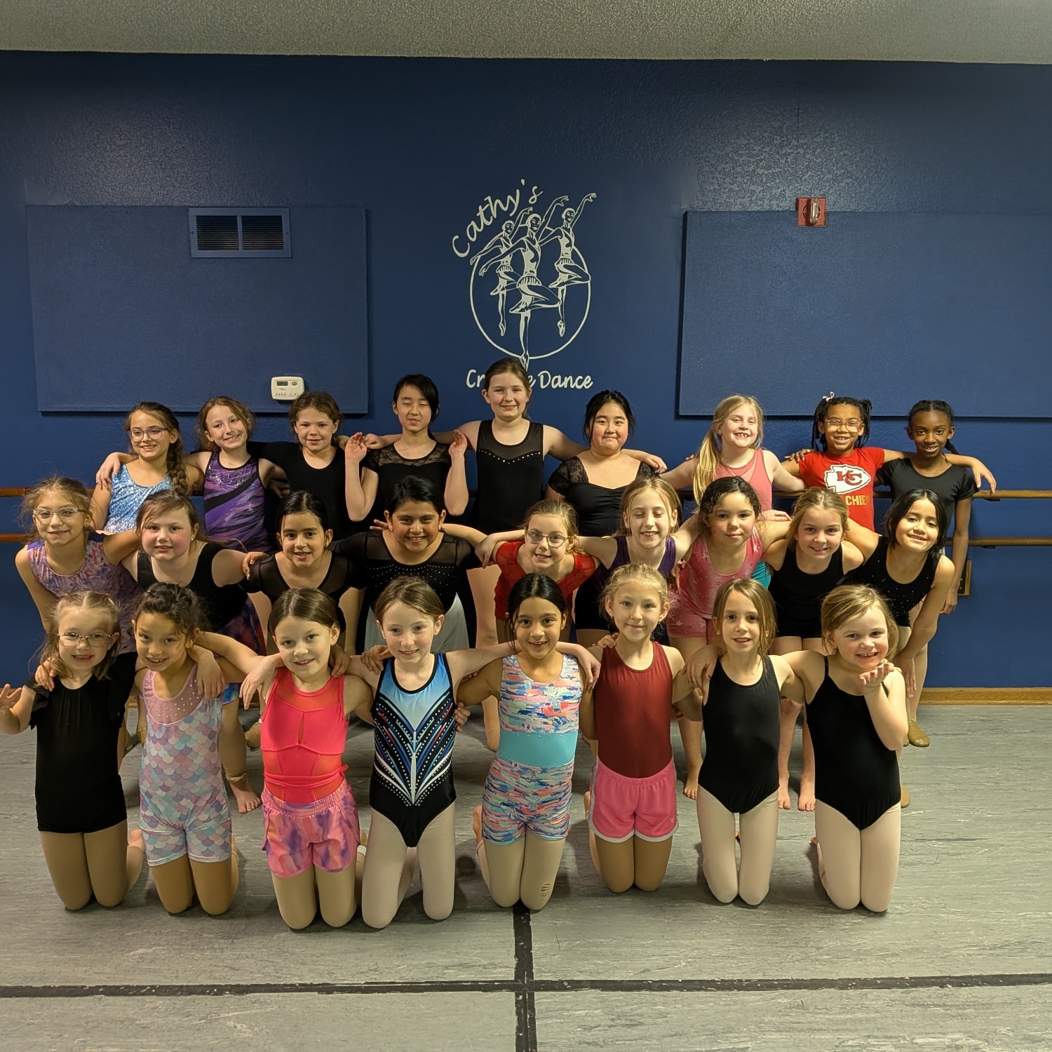The Thursday Crew! 💙❤️💙❤️ These kiddos love to dance and it shows each week in how hard they work! #theCCDcollaboration #CCDlove