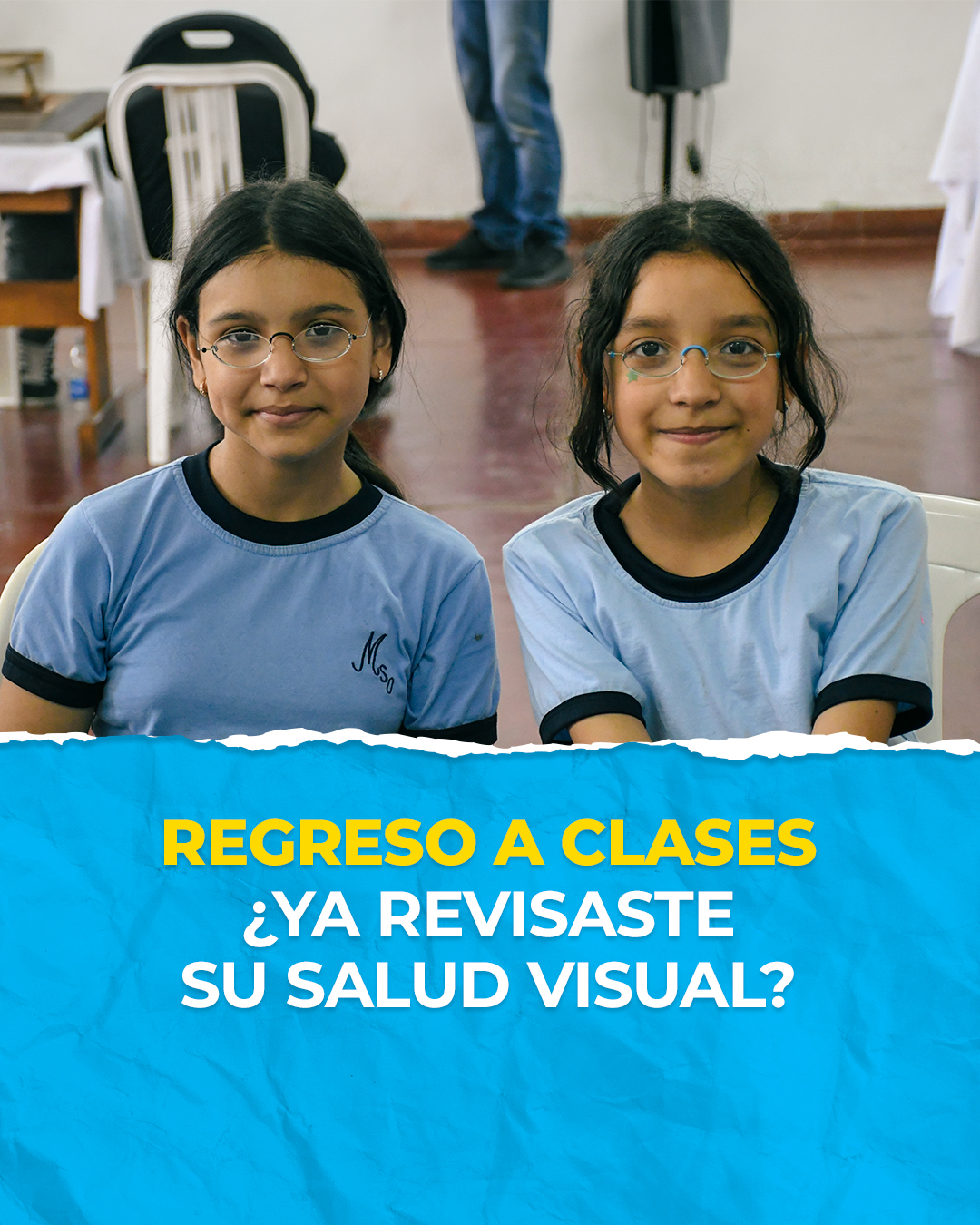 📚✨ Regreso a clases, nuevos comienzos.
Antes de los útiles, revisa su salud visual.
No ver bien puede afectar su aprendizaje, y un chequeo a tiempo hace la diferencia. 👓💙
Que empiecen el año viendo con claridad.
#LoveYourEyes #LentesPerú #Solidaridad #SaludVisual #CampañasVisuales #ONG
