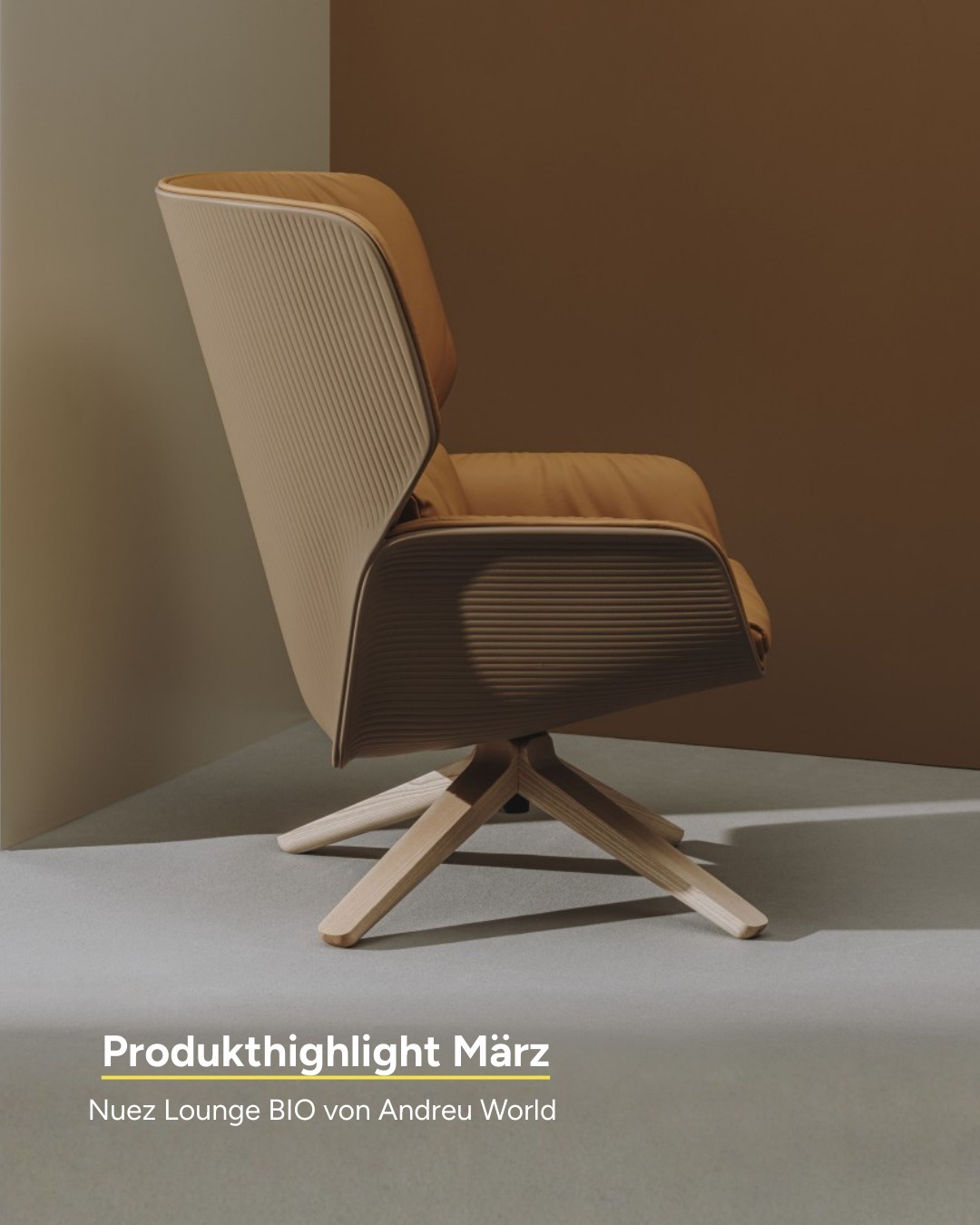 Manchmal merkt man einem Möbelstück sofort an, dass es mit Haltung entworfen wurde.
Die Nuez Lounge BIO Reihe von @andreuworld ist genau so ein Produkt und deshalb auch unser Produkthighlight im März. Dabei überzeugt der Loungesessel mit Stil, Eleganz und Komfort und ist vielfältig konfigurierbar.
Die Schale besteht aus einem Thermopolymer natürlichen Ursprungs, das biologisch abbaubar und kompostierbar ist. Gleichzeitig ist der Stuhl so konzipiert, dass er am Ende seines Lebenszyklus sauber in seine Materialien getrennt werden kann.
Entworfen wurde die Reihe von Patricia Urquiola mit dem klaren Anspruch, gutes Design und bewussten Materialeinsatz zusammenzudenken.
Klingt interessant? Dann teste den Stuhl gerne in unserem Showroom. 👍
#andreuworld #nuezlounge #nachhaltigesdesign #möbeldesign #loungechair #interiordesign #materialbewusstsein #kreislaufdesign #objekteinrichtung #worldofoffice #büromöbel #neumarkt #amberg #weiden #loungemöbel #stuhl #büro #empfangsbereich