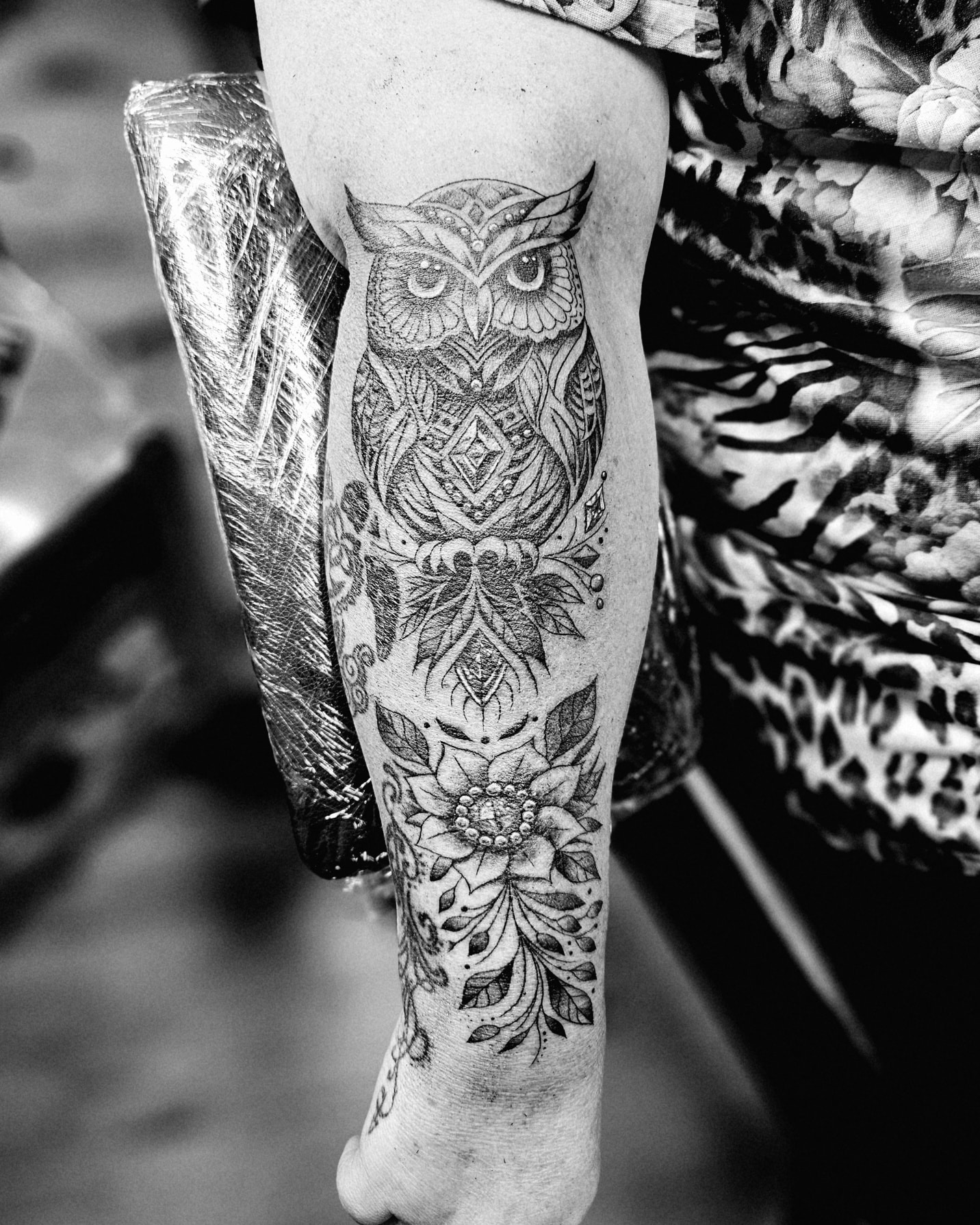 Owl design done by Pete @Pete_Explicit Ink #tattoo #explicitinktattoo #ink #owltattoo #graywashtattoo #forearmtattoo #melbournetattoo #tattooistnearme #stalbanstattoo