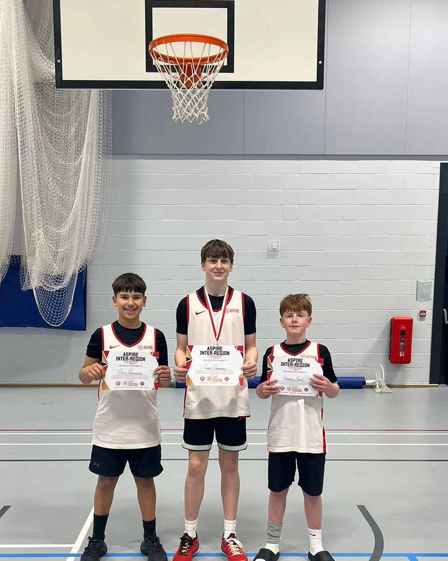 Big shoutout to the storm players that went to the Aspire Inter regionals today. A real example of their hard work on the court paying off. 🏀
Well done Harrison, Seth, Jake, Lena, Tabitha and Summer. 🎉
#shrewsburystorm #desiretogrow #basketballfamily🏀❤️ #femaleballers #basketballengland #shropshirestar
