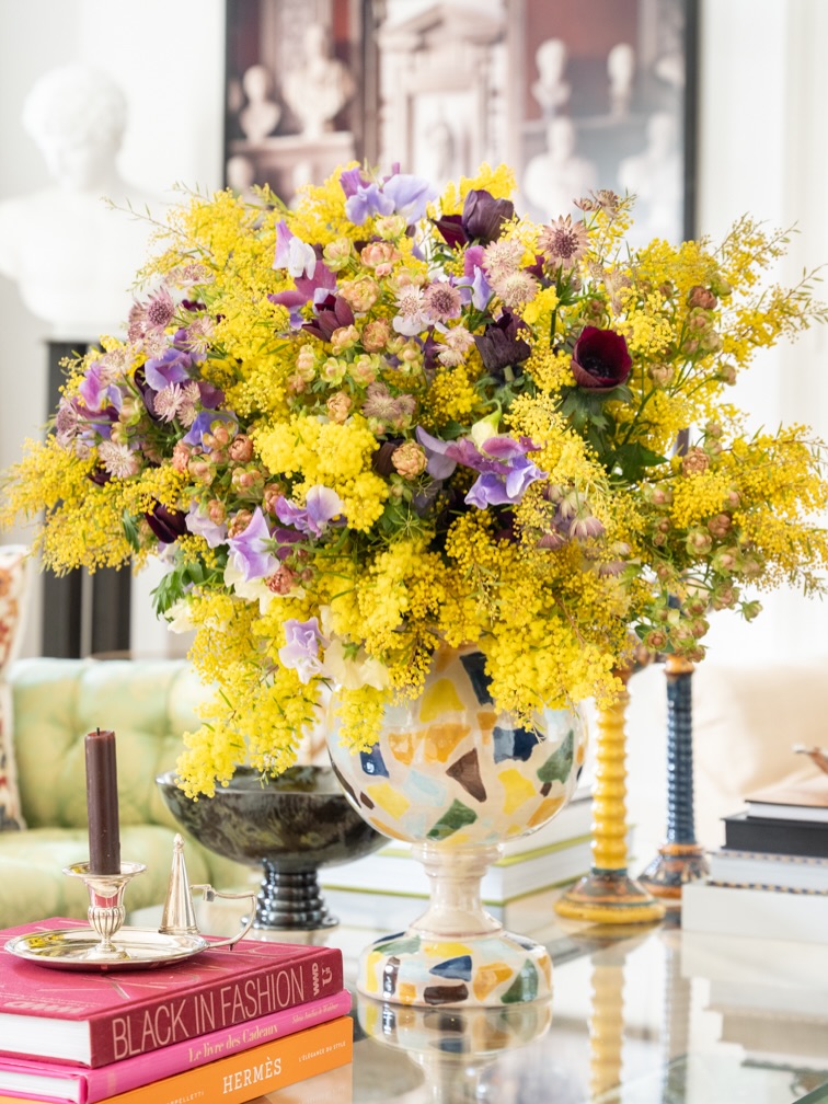 BOUQUET du jour par @latuilealoup ✨💫
On dit bientôt au revoir à ce beau mimosa pour laisser place aux tulipes et aux narcisses ! 🌼