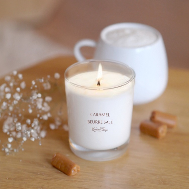 Une fragrance douce et sucrée, comme un petit
plaisir sucré… 🍬
Notre bougie « caramel beurre salé » apporte
chaleur et douceur à chaque instant.
✨ Commandez la vôtre dès aujourd’hui !
👉https://www.lecomptoirdesauthentics.com/product-page/bougie-végétale-180g-caramel-beurre-sale-les-lumieres-du-temps-55h