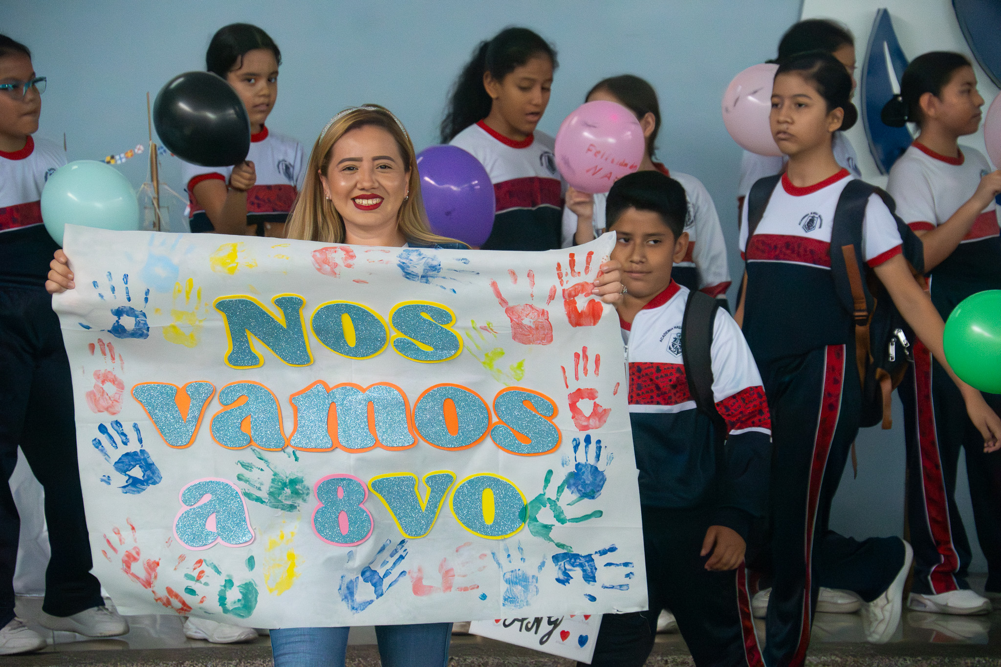 ⚓✨ Cerramos un capítulo lleno de aprendizajes y experiencias inolvidables.
Entre programas formativos, actividades especiales, risas compartidas, abrazos sinceros y mucho compañerismo, nuestros cadetes se despidieron del período lectivo 2025 – 2026.
Fue un año de crecimiento, disciplina, logros y momentos que quedarán en la memoria de cada familia ANG. Hoy celebramos todo lo vivido y agradecemos la confianza depositada en nuestra institución.
⚓ Porque aquí no solo formamos estudiantes, formamos carácter, valores y liderazgo.
Nos vemos pronto, cadetes.
Nuevos retos y nuevas metas nos esperan. 💙
Nota: Para ver más fotos de las actividades, visita nuestra página en Facebook.