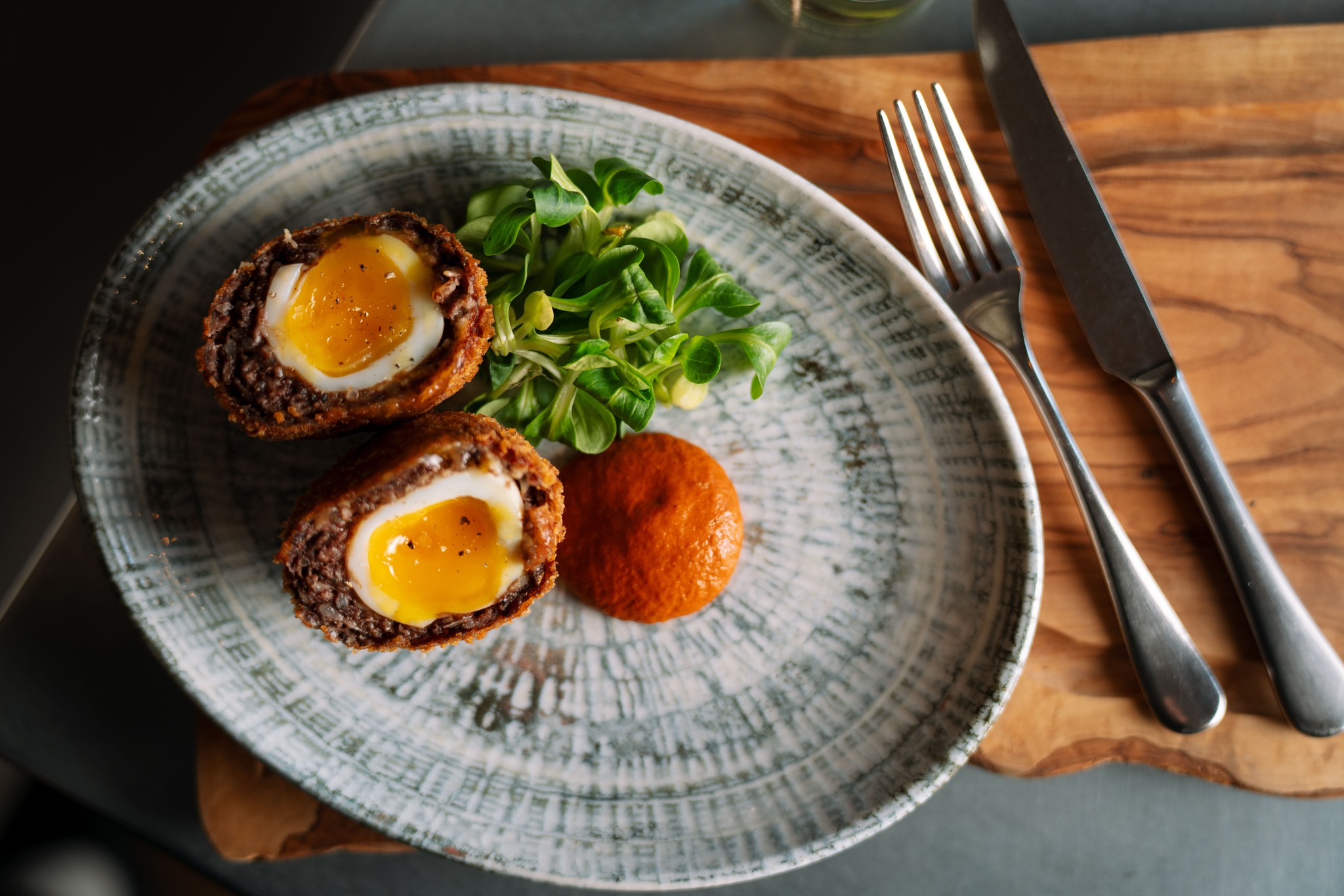 Scotch Egg�
A pub classic done properly.
Crisp, rich, and always a good idea.
#thedogatwingham #top50gastropubs #wintermenu