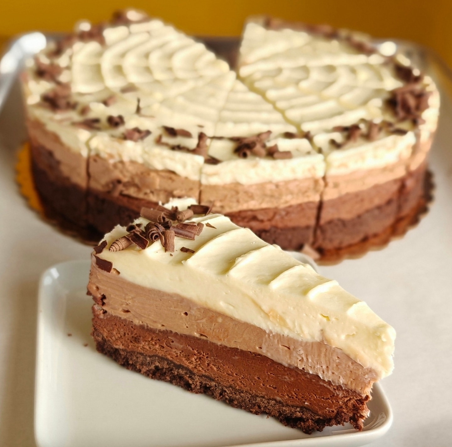 🍫🍫🍫 Three layers. Zero restraint.
Our Triple Chocolate Cheesecake — featuring a dreamy white chocolate layer, a creamy milk chocolate layer, and a bold, rich dark chocolate layer, all stacked over a buttery cookie crumb crust.
It’s smooth, decadent, and basically a love letter to every kind of chocolate. Why choose one when you can have all three?
Chocolate lovers… this is your moment. 😍
Available in the bakery while it lasts!
#senzaglutenfree #glutenfreebakery #triplechocolate #cheesecakelove #chocolatelovers
