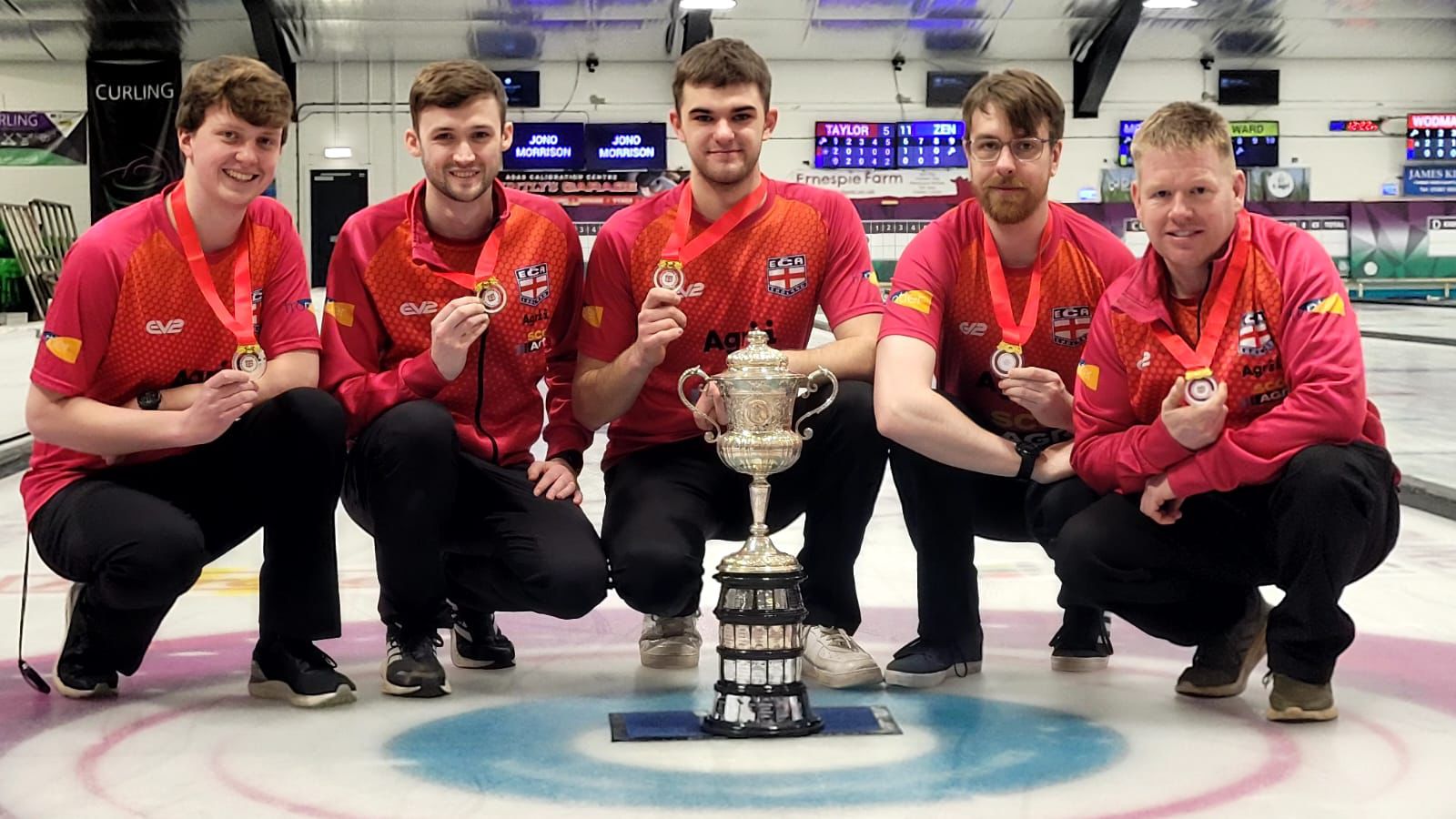 While we were enjoying the curling from Cortina, the @english_curling National Championships were taking place at Dumfries. Running through the competition undefeated were two Border curlers - Andrew Reed (his fifteenth title) & @callum_mclain winning his first men's title. They now qualify to represent England on the world stage. Picture l-r are Ben Holcombe, @colinmouat, Callum, @jimmycurls94, & Andrew. Congratulations Team Reed